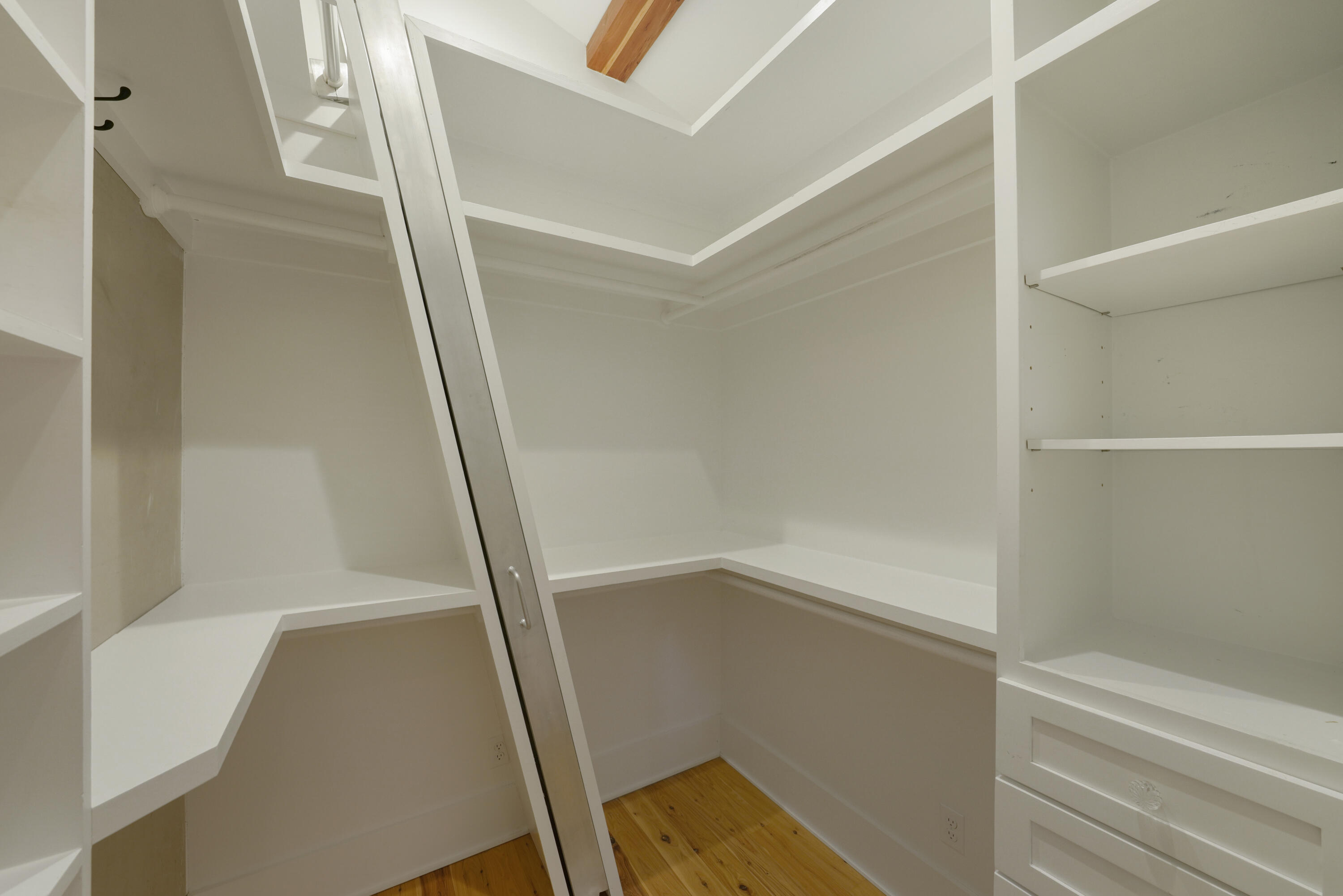 89 Georgetown Avenue