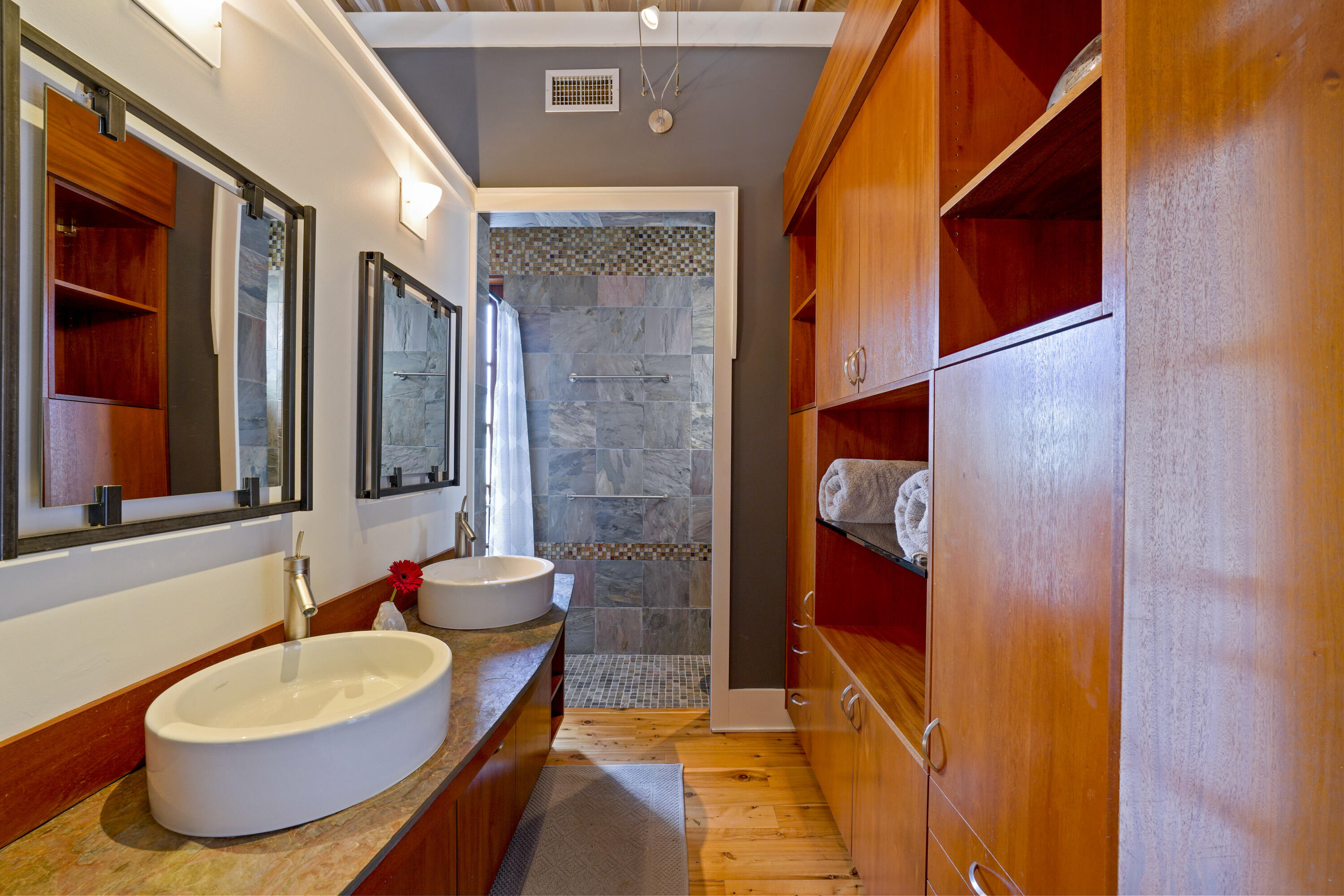 89 Georgetown Avenue