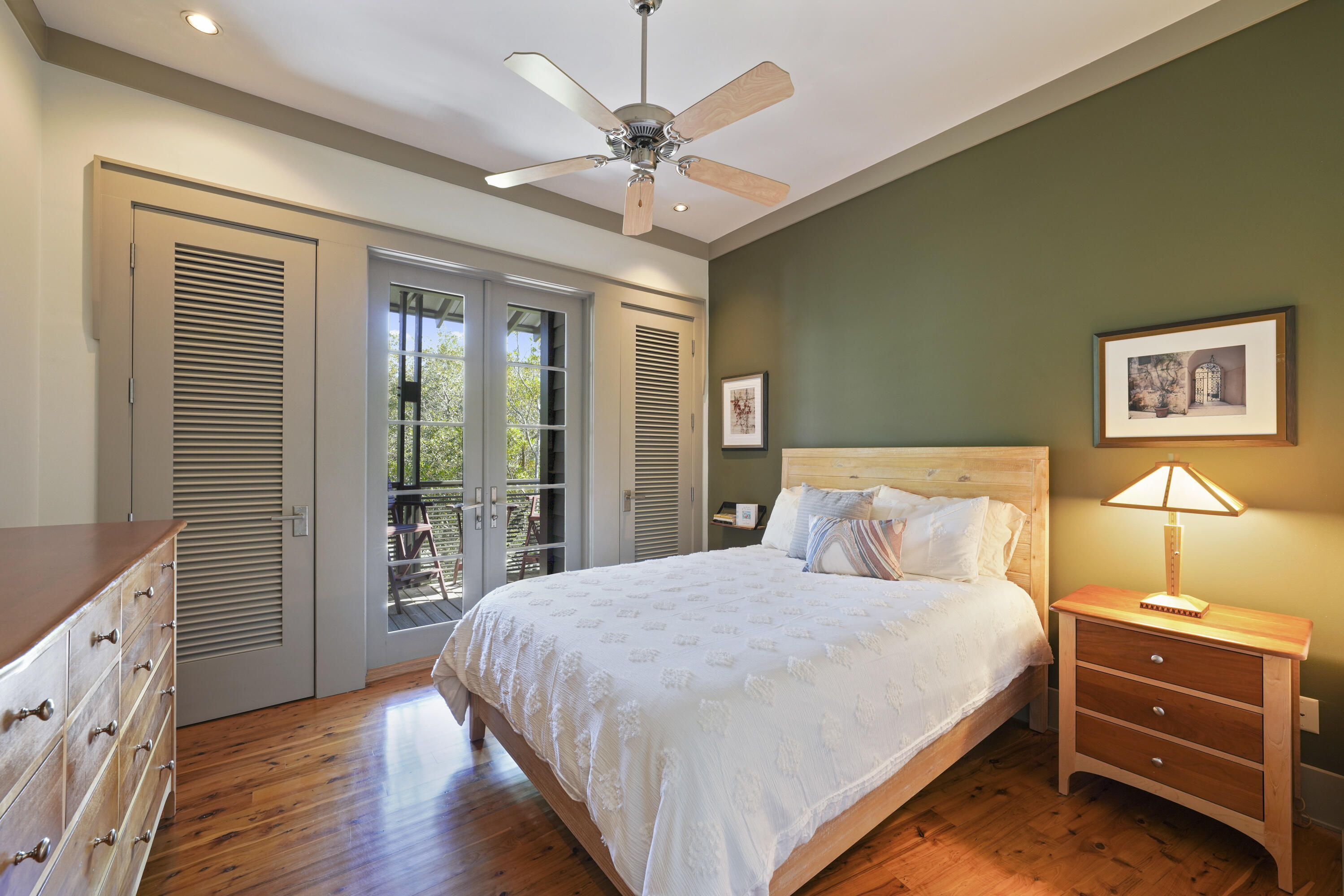 89 Georgetown Avenue