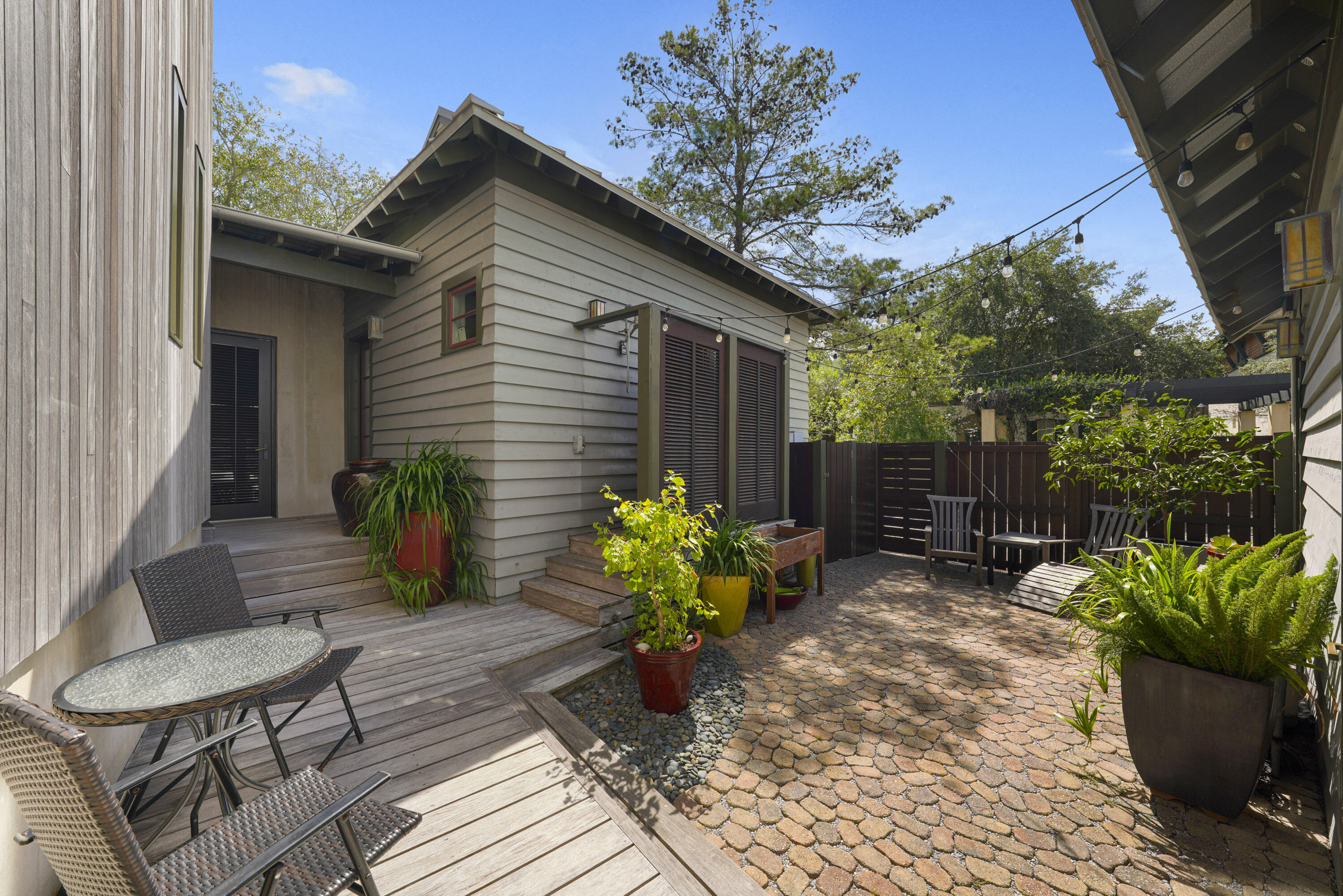 89 Georgetown Avenue