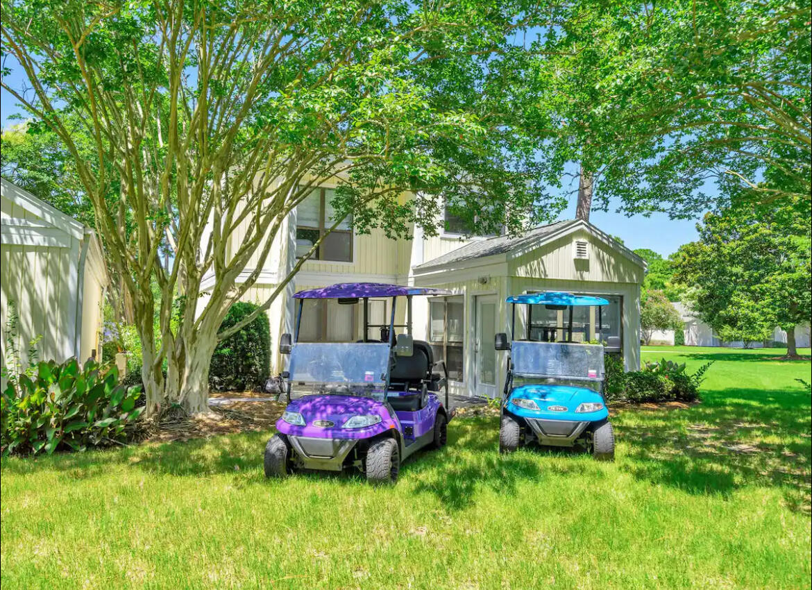 736 Sandpiper Drive, 10525