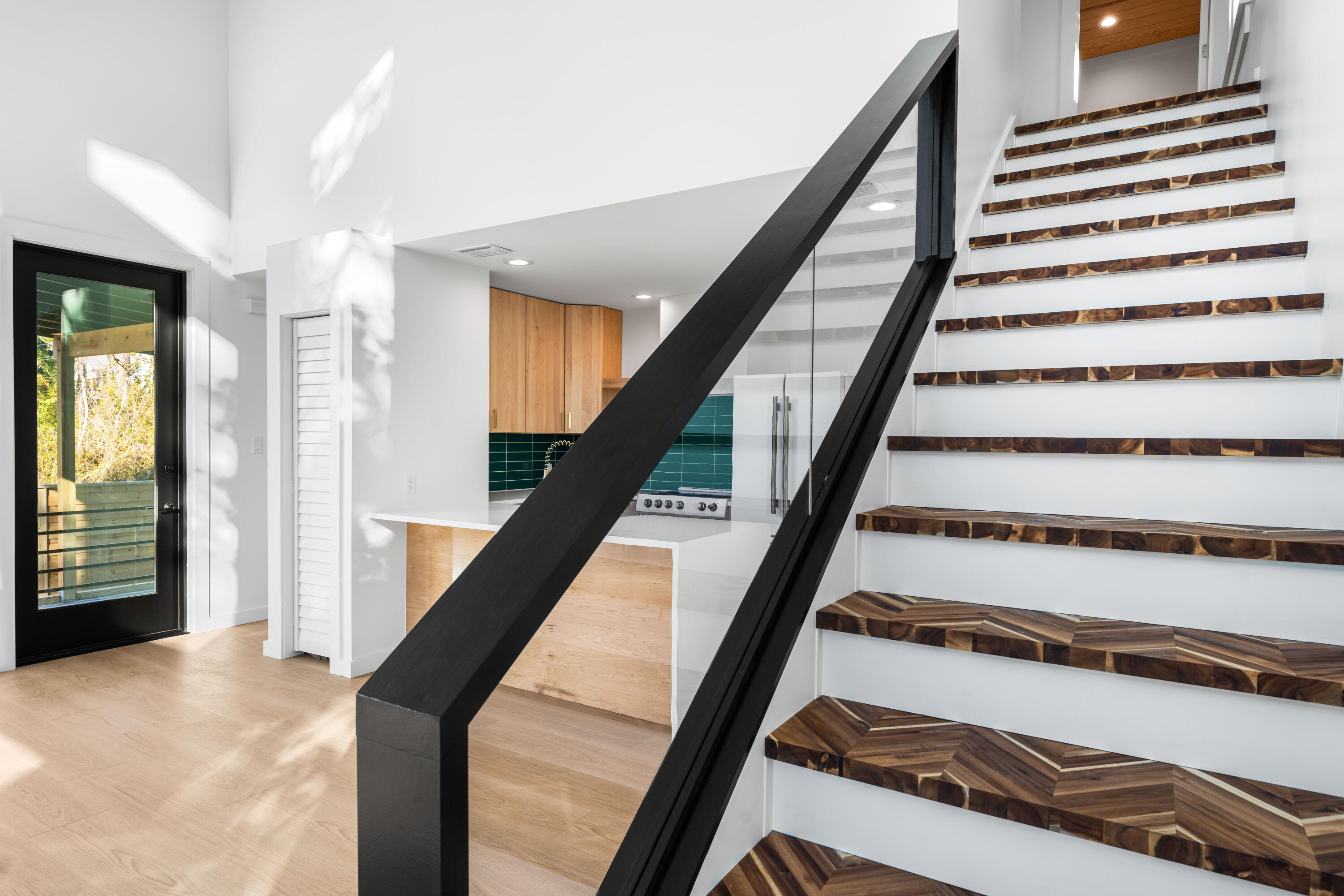 1305 N County Highway 393 N