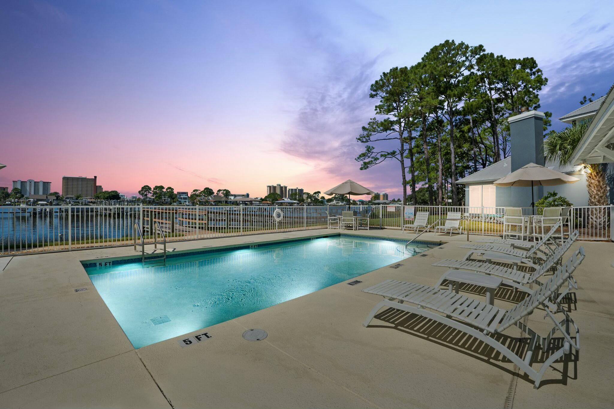 7009 N Lagoon Drive, UNIT 102