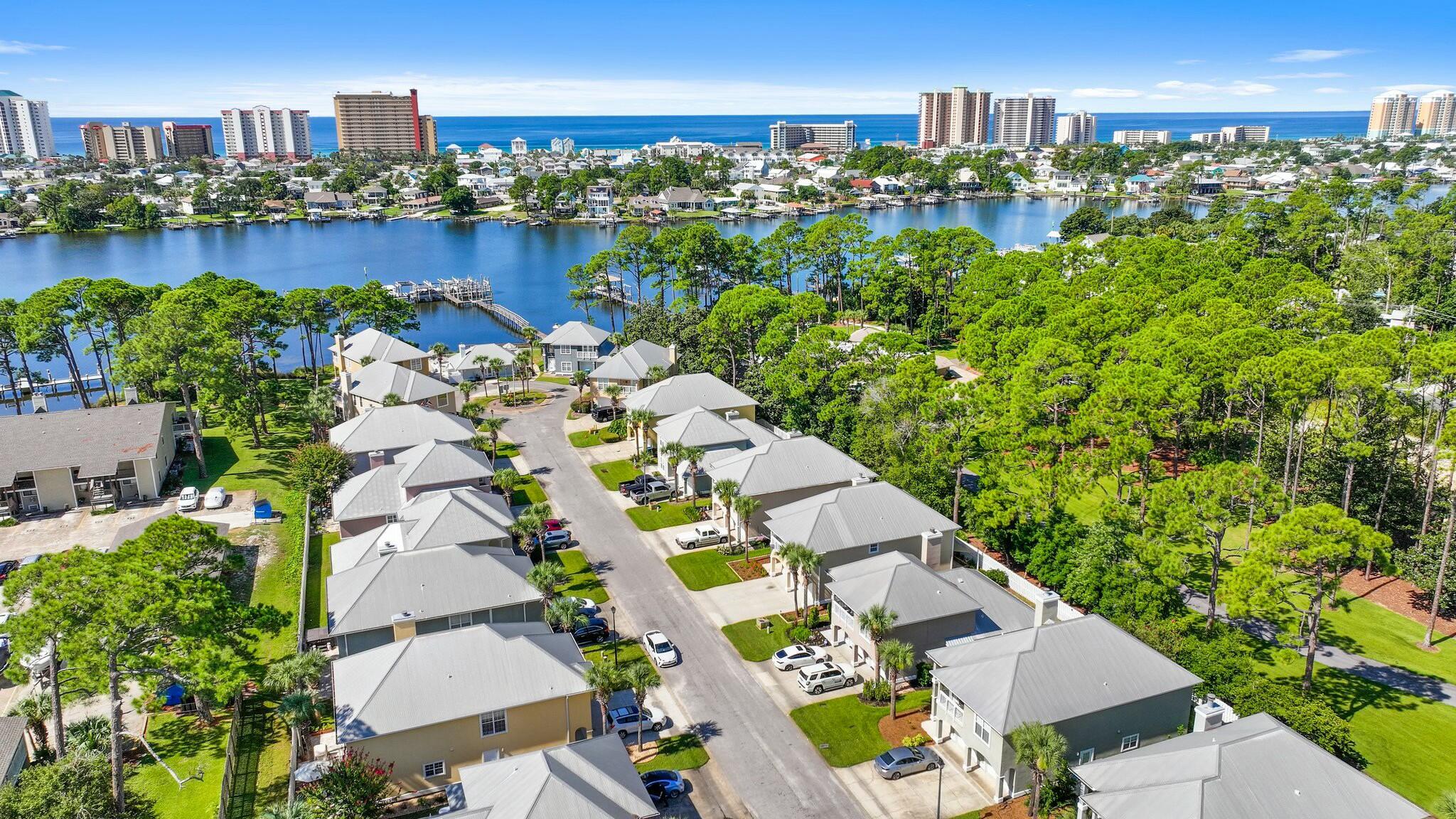 7009 N Lagoon Drive, UNIT 102