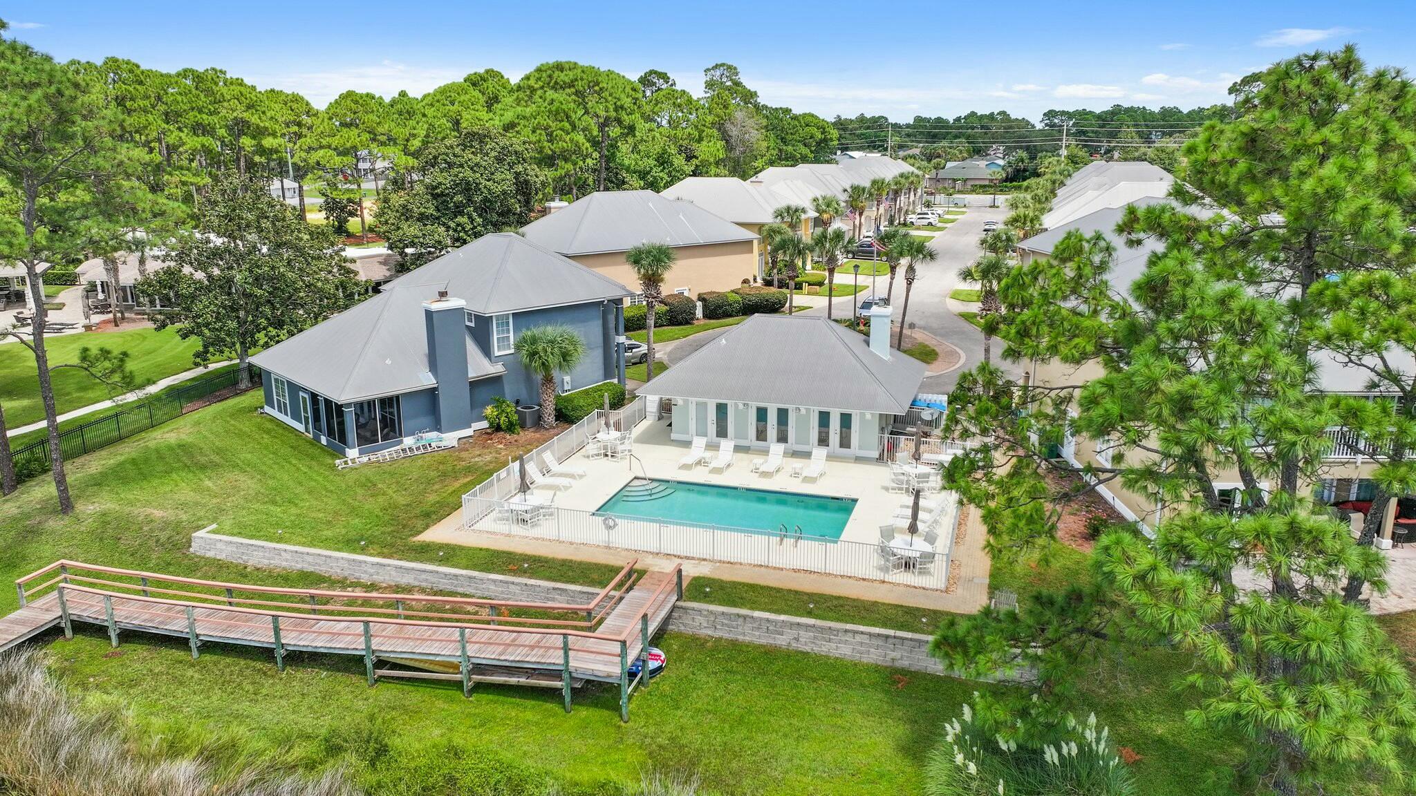 7009 N Lagoon Drive, UNIT 102