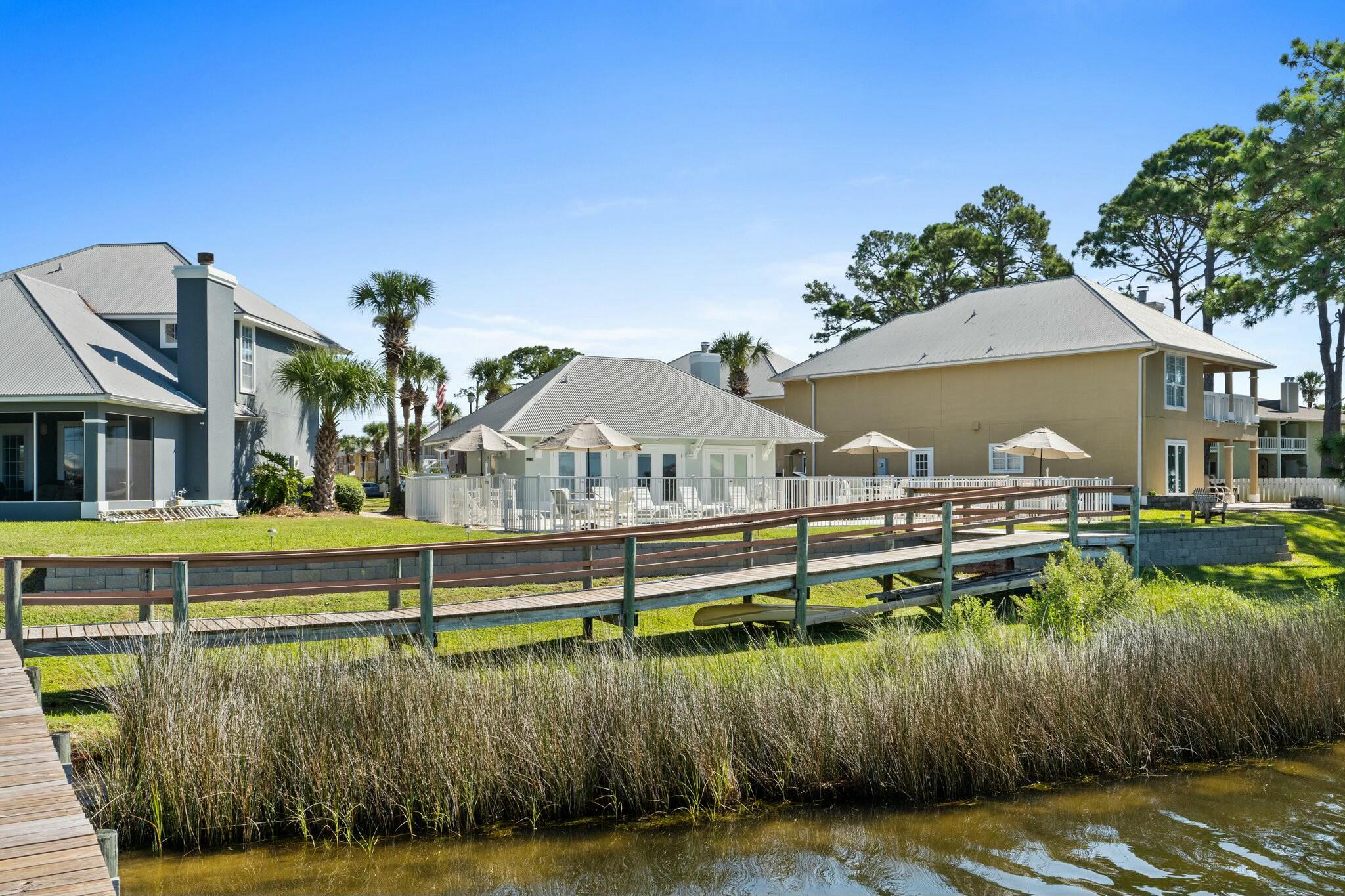 7009 N Lagoon Drive, UNIT 102