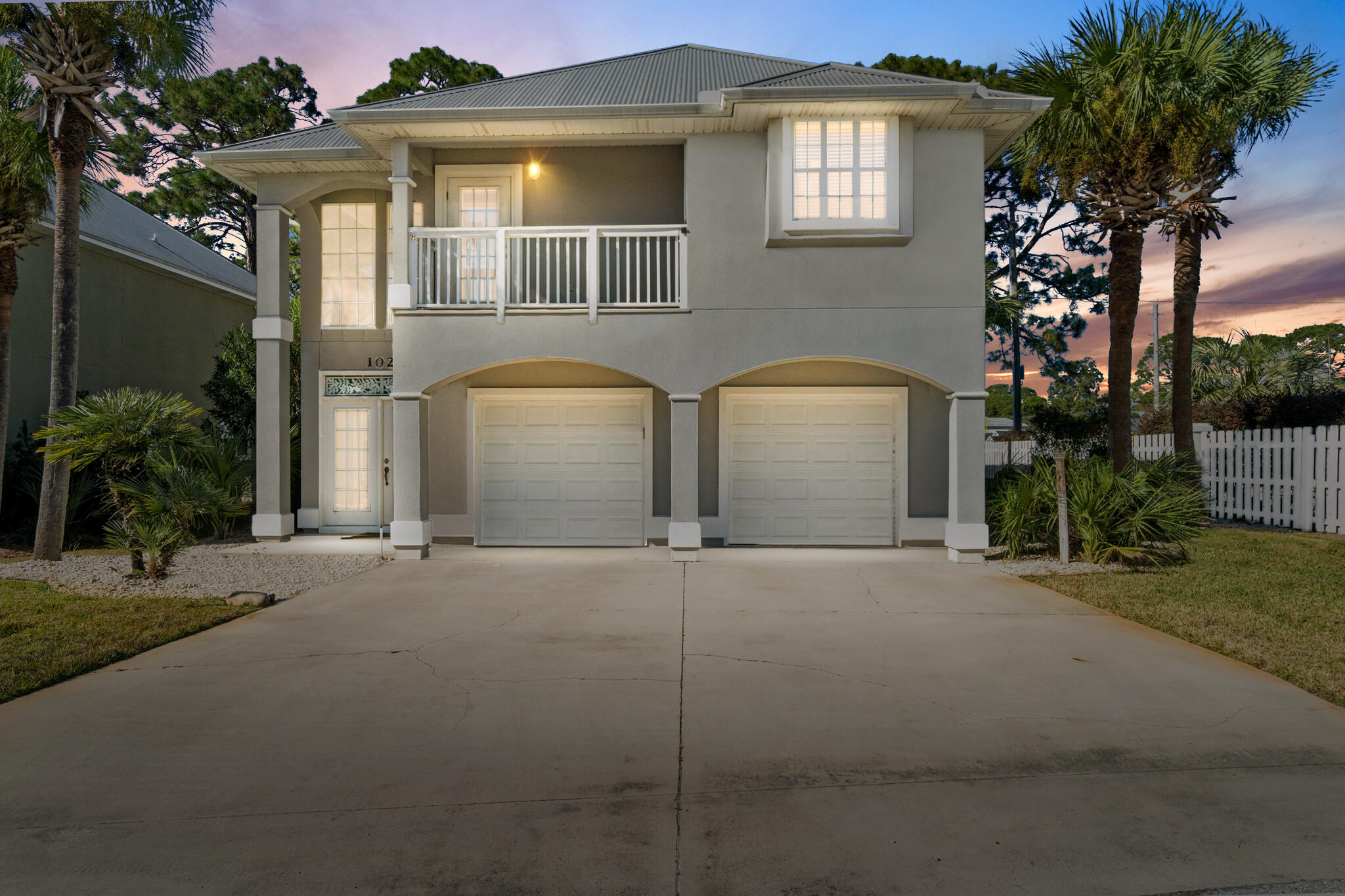 7009 N Lagoon Drive, UNIT 102