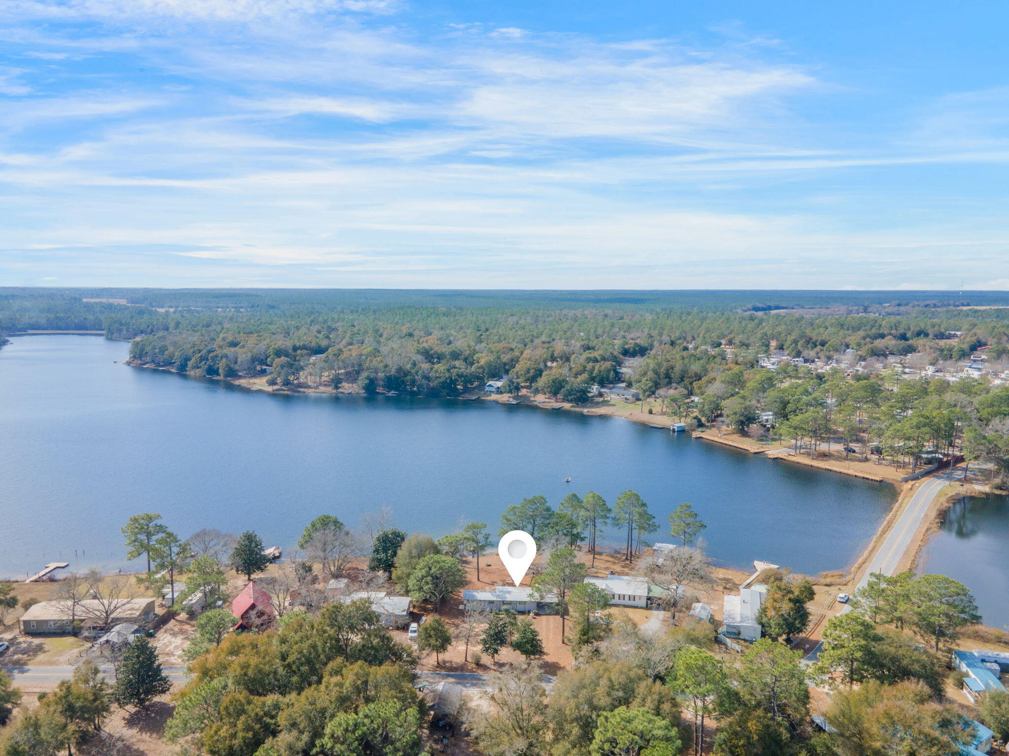 582 Paradise Island Drive Drive, DeFuniak Springs