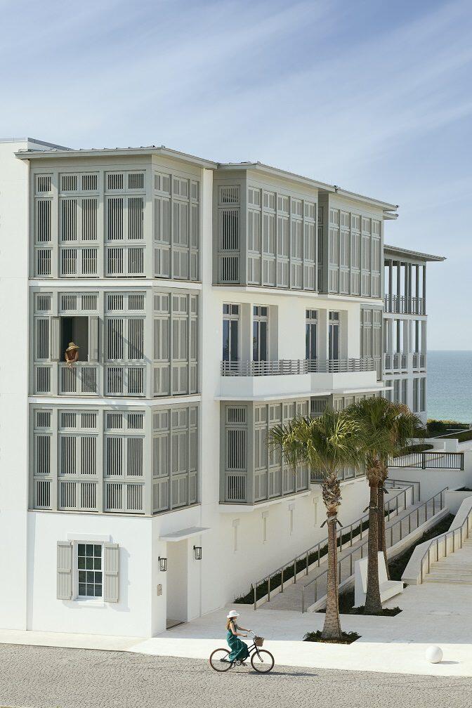 290 Sea Garden Street, 402