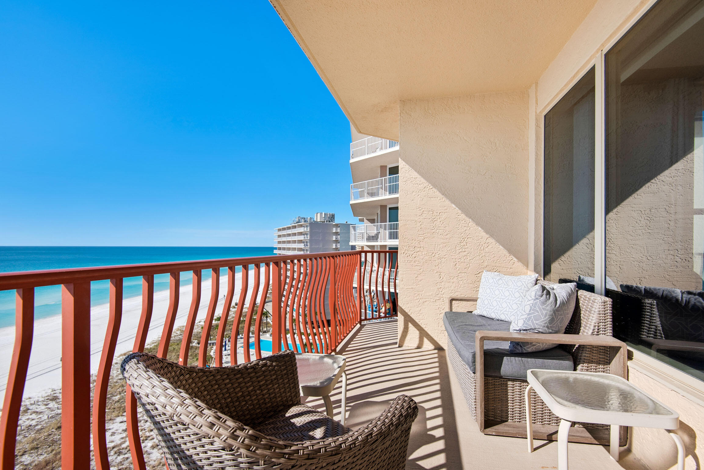 7115 Thomas Drive, UNIT 901