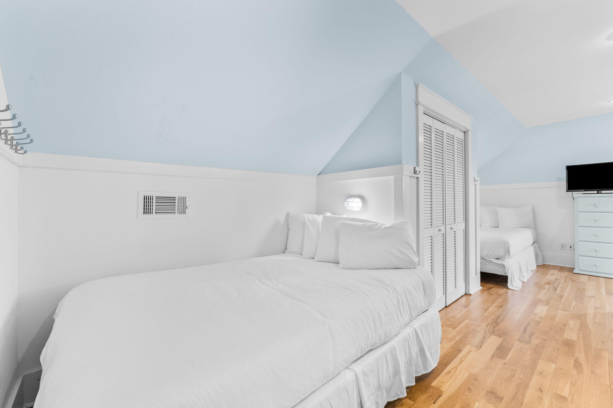 30 Chelsea Loop Road