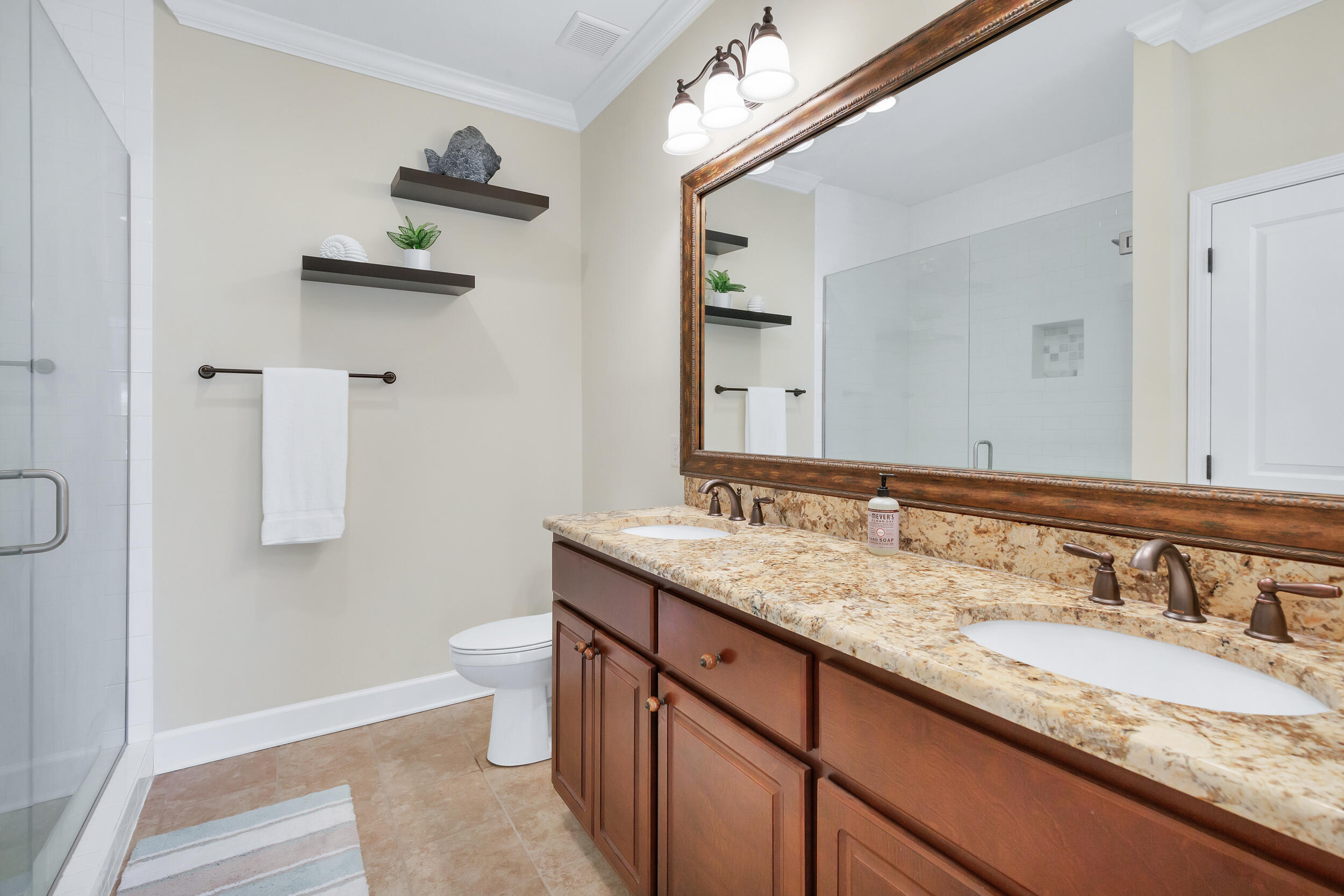 14 Crepe Myrtle Lane