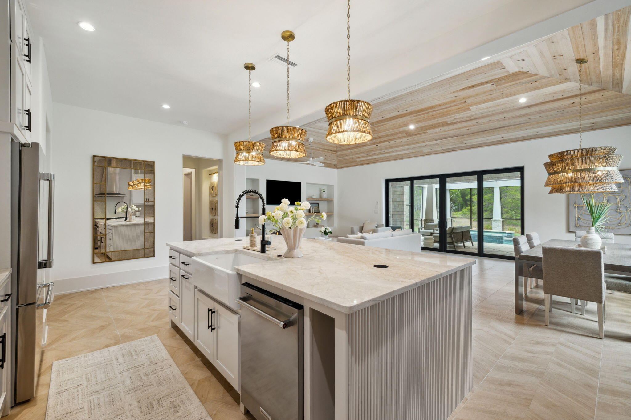 1621 Meadow Lark Way