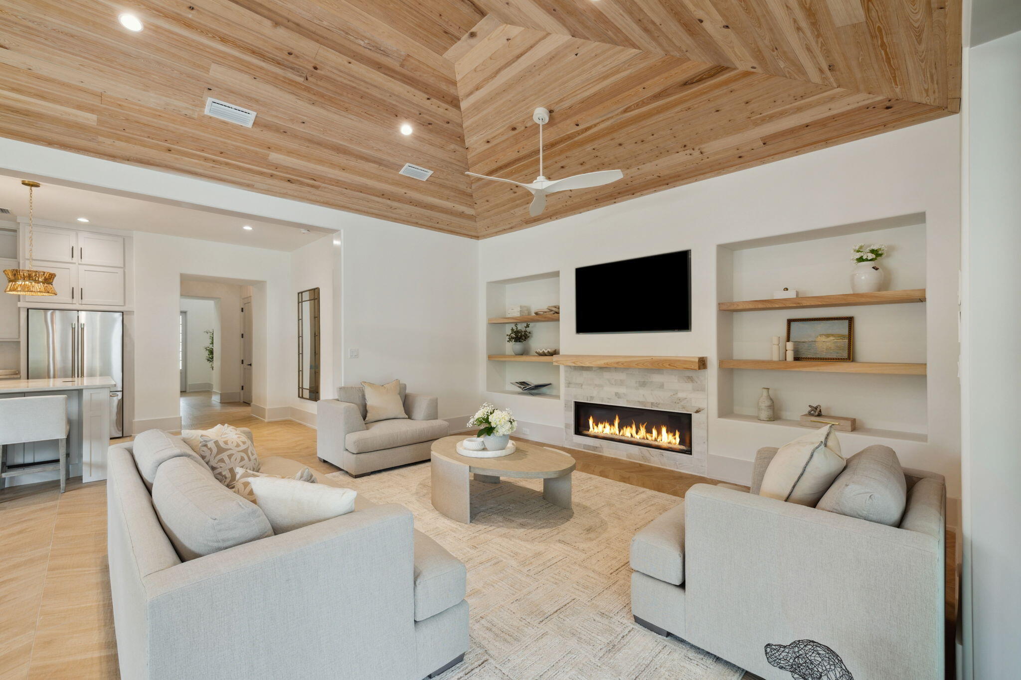 1621 Meadow Lark Way