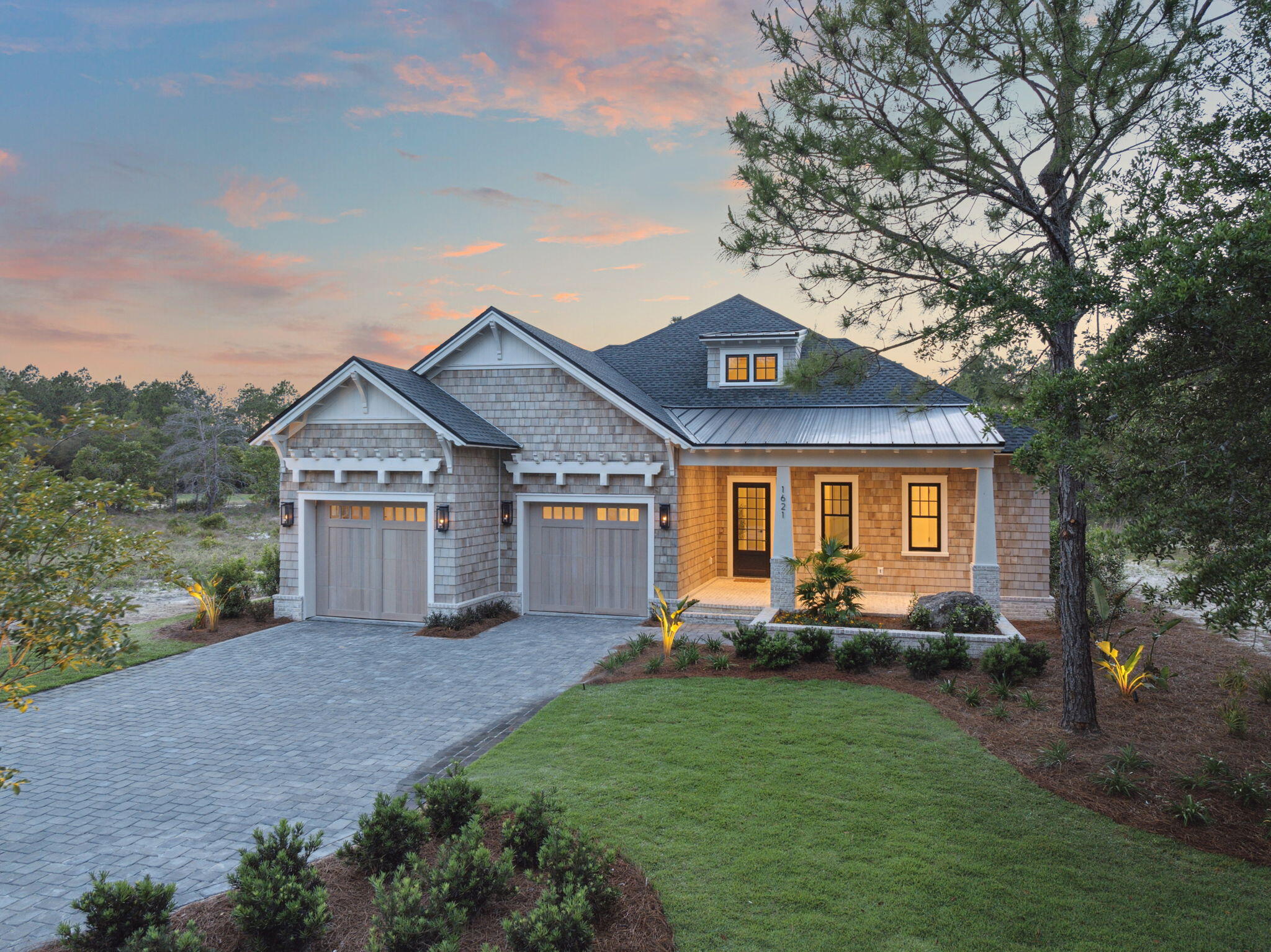 1621 Meadow Lark Way