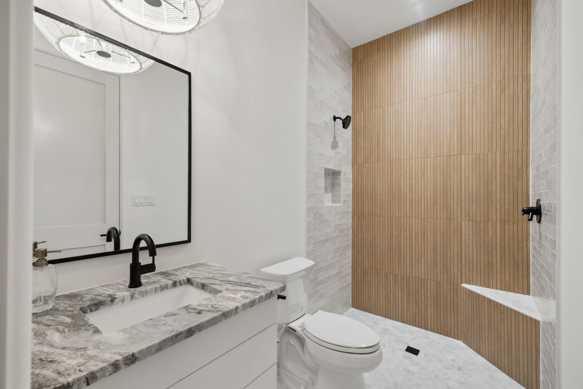 1621 Meadow Lark Way