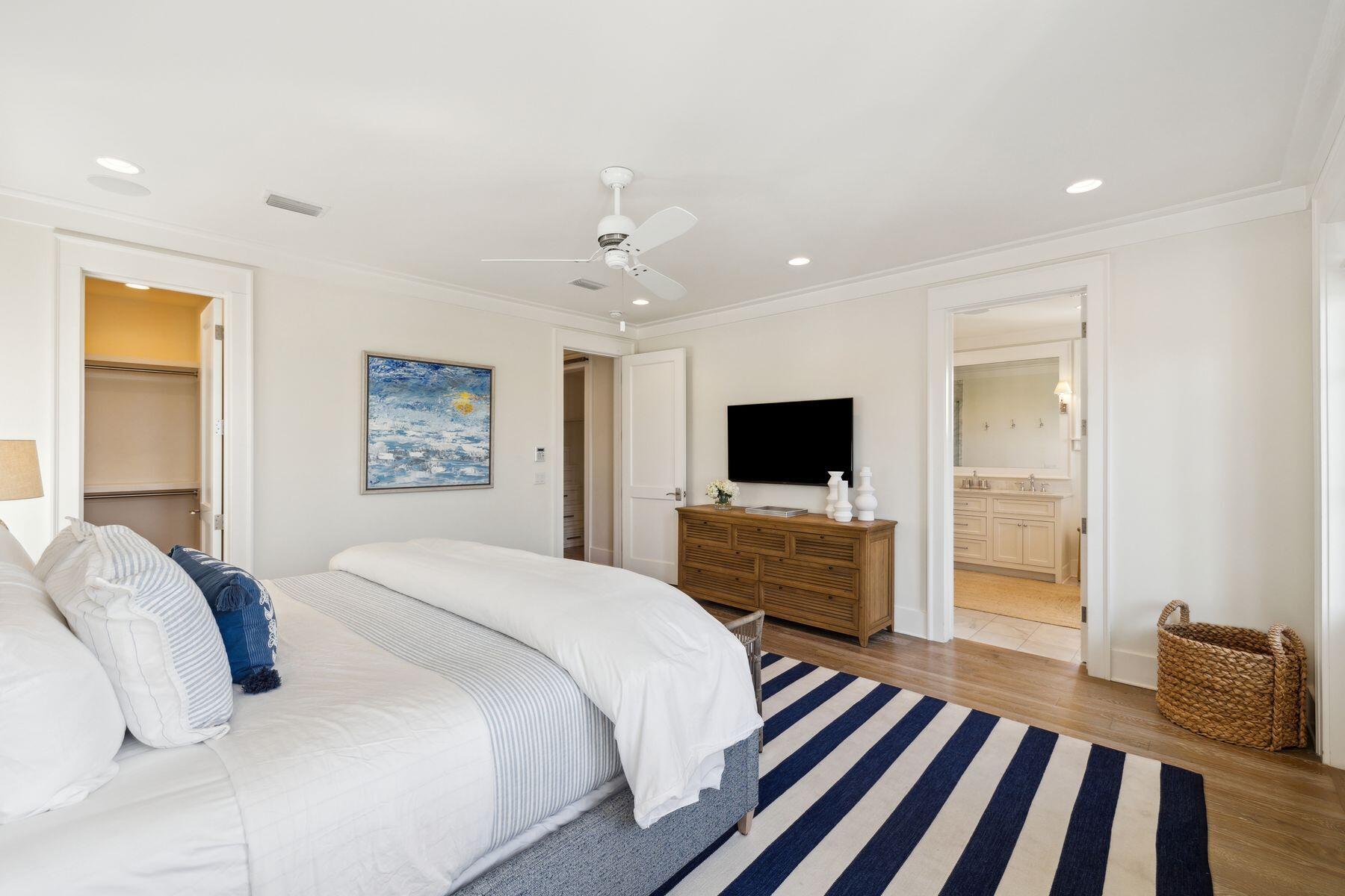 17 Compass Point Way