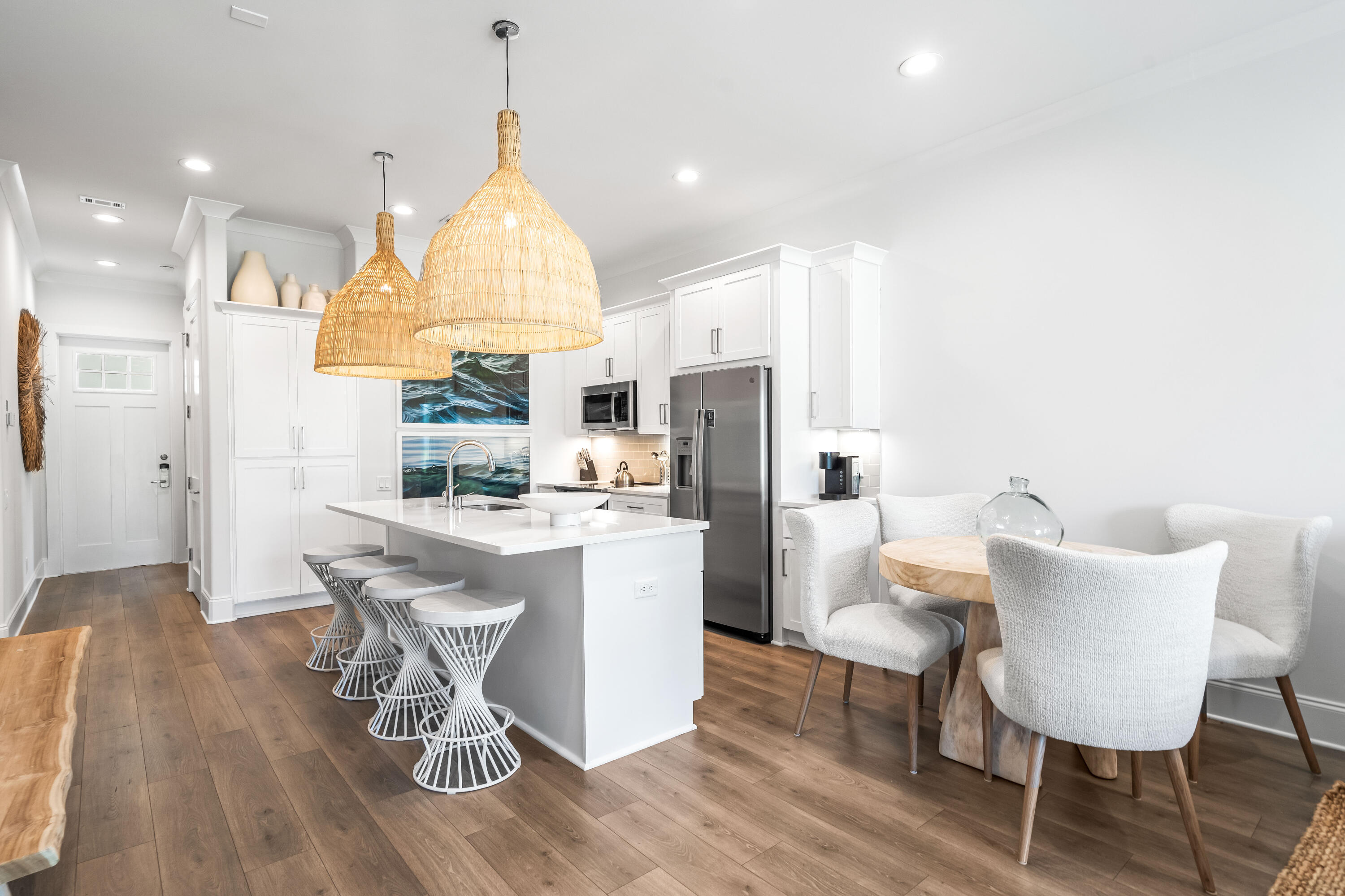 70 Martha S Lane, # 2-101