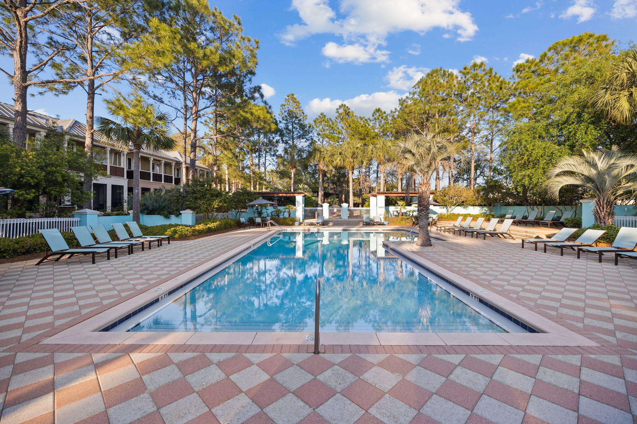 95 Laura Hamilton Boulevard, UNIT 210