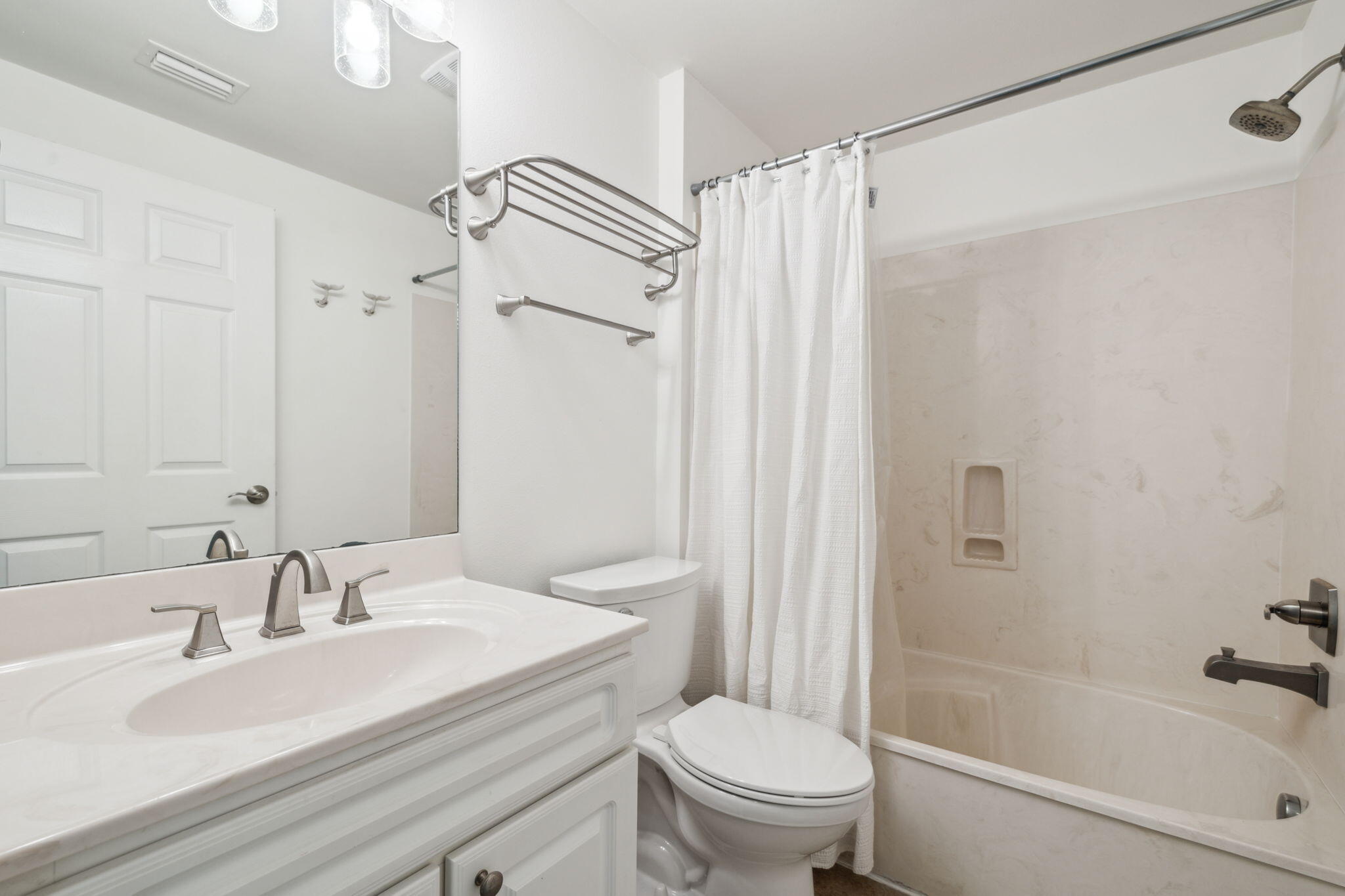 104 Village Boulevard, APT 615