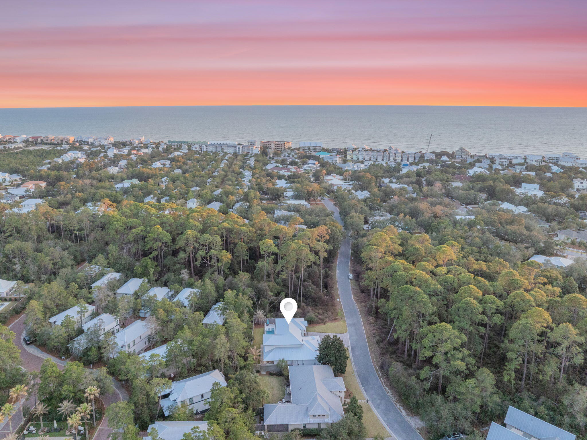 290 Seabreeze Boulevard