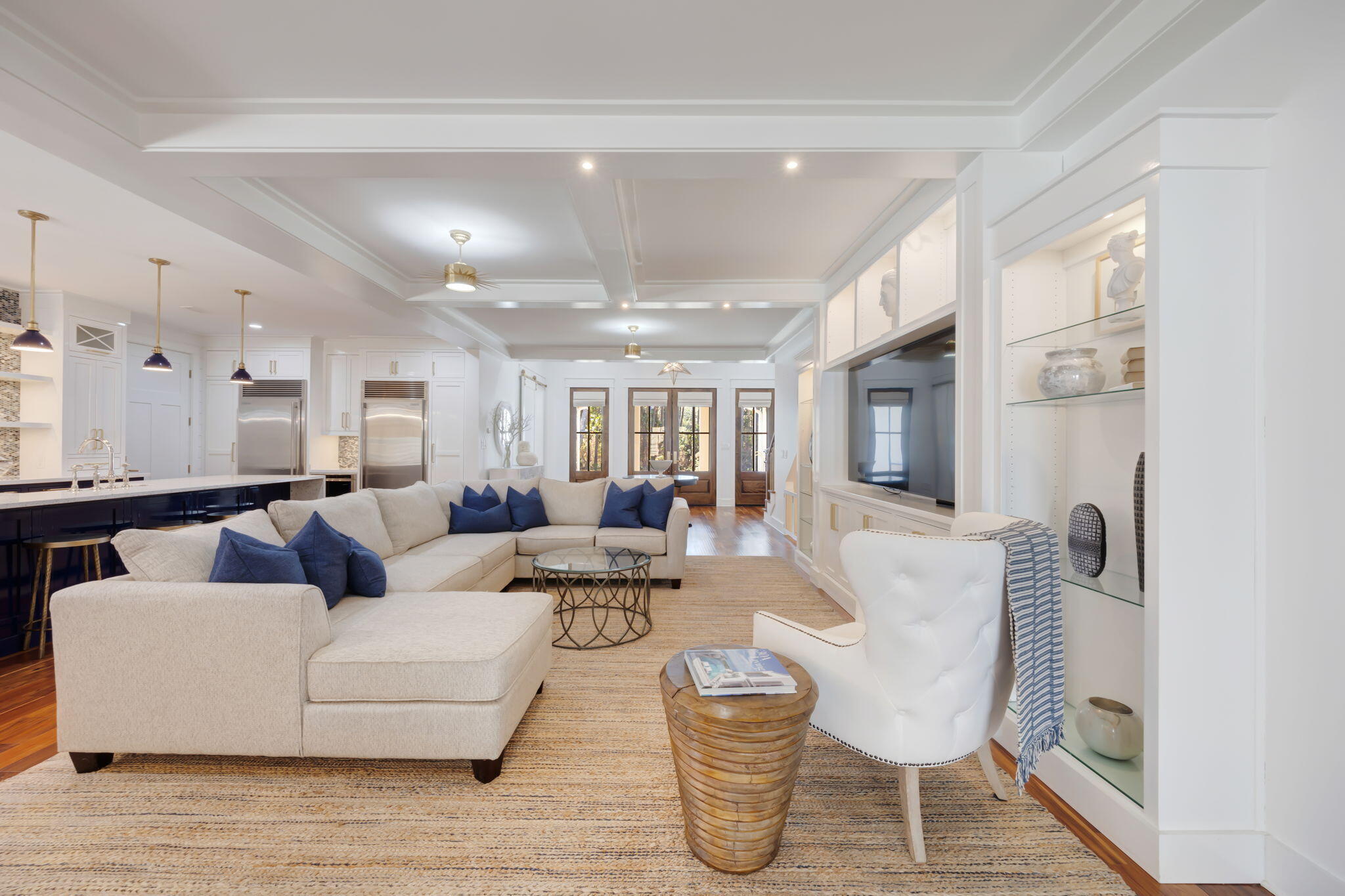 290 Seabreeze Boulevard