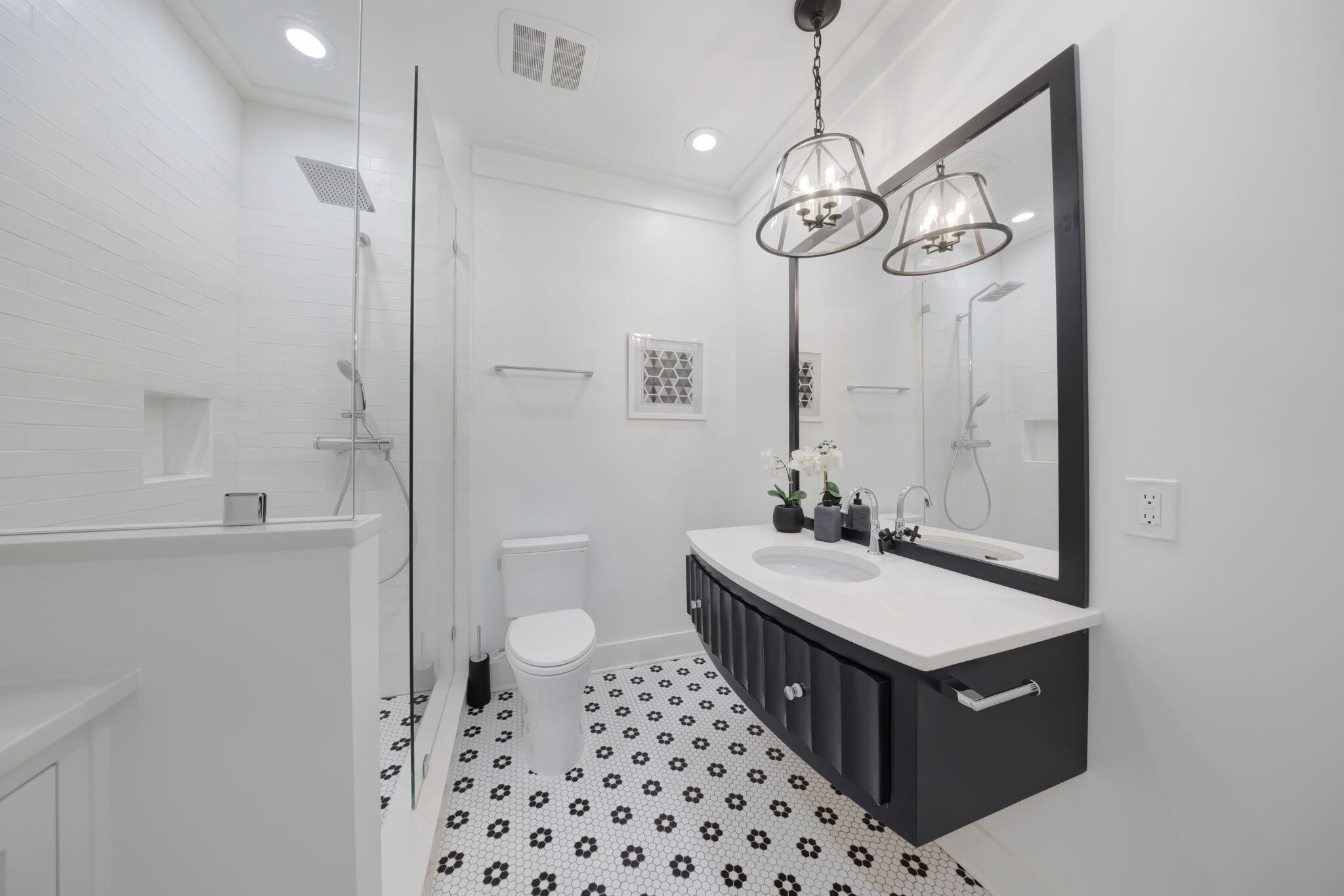 290 Seabreeze Boulevard