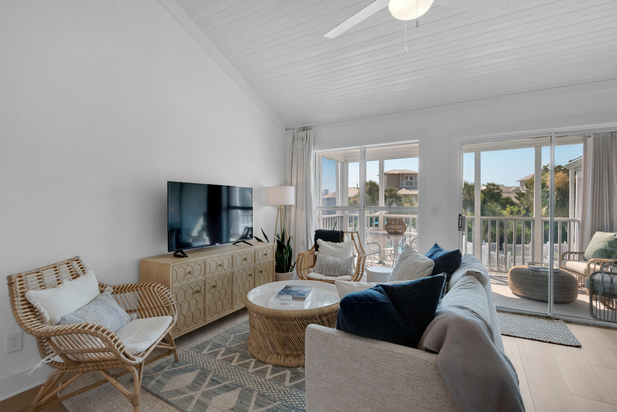 4984 W County Highway 30A, 5B