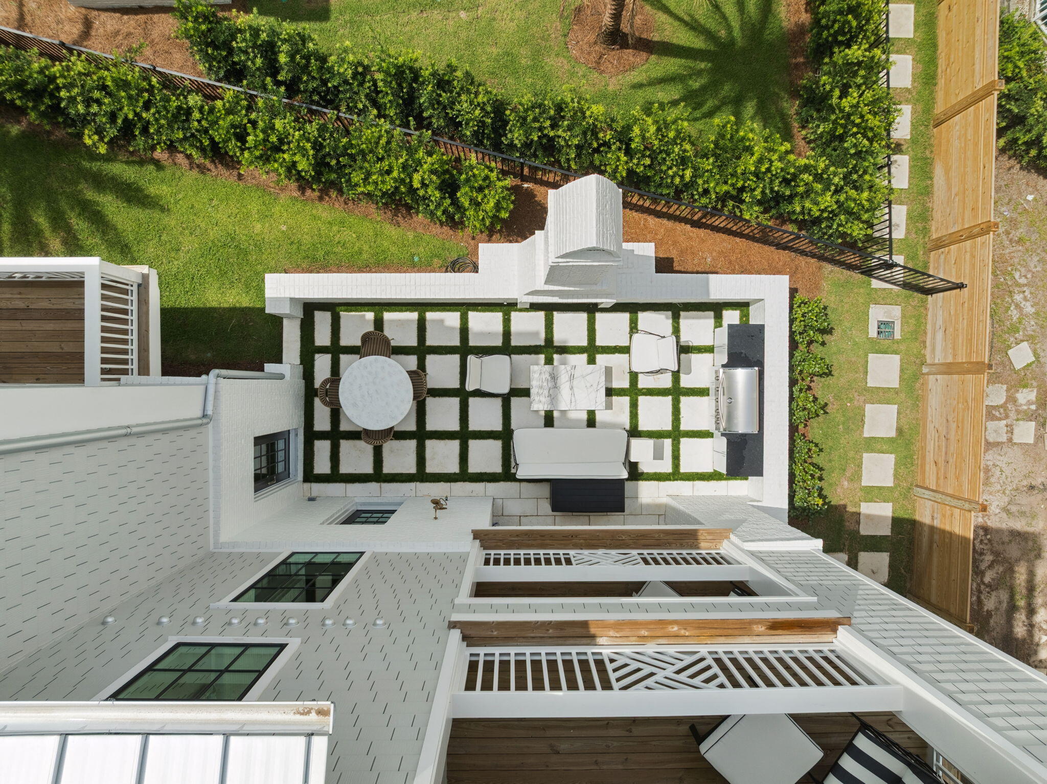 8978 E County Highway 30A