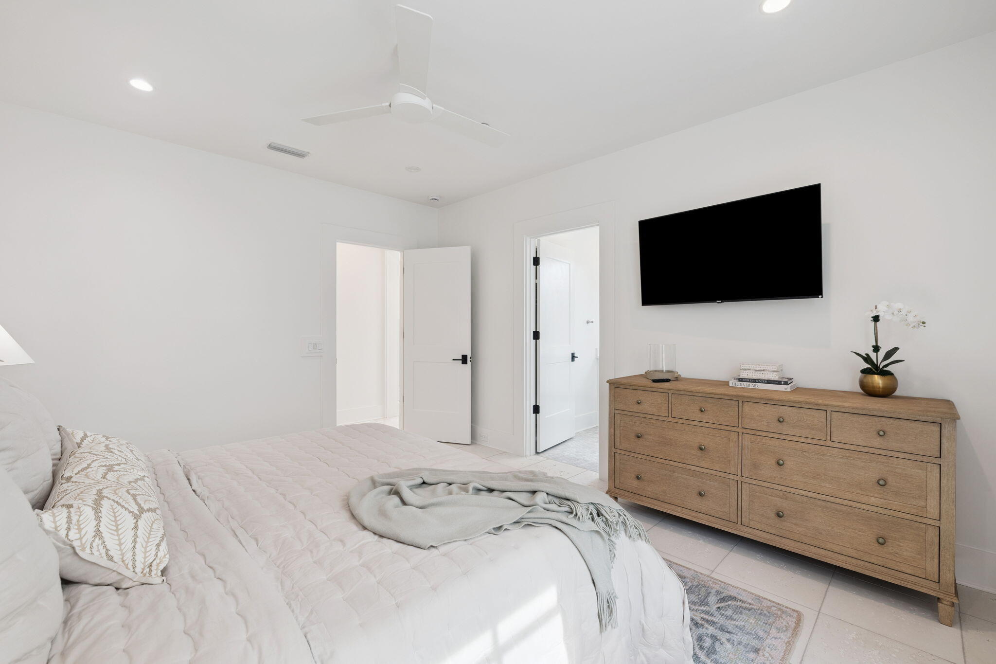 8978 E County Highway 30A