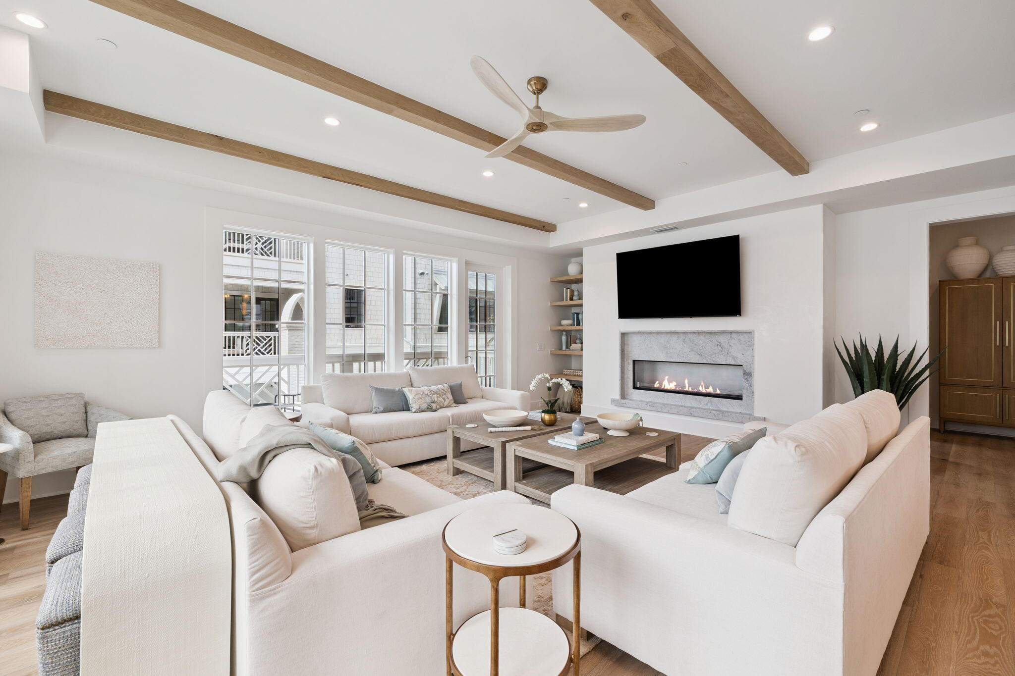 8978 E County Highway 30A