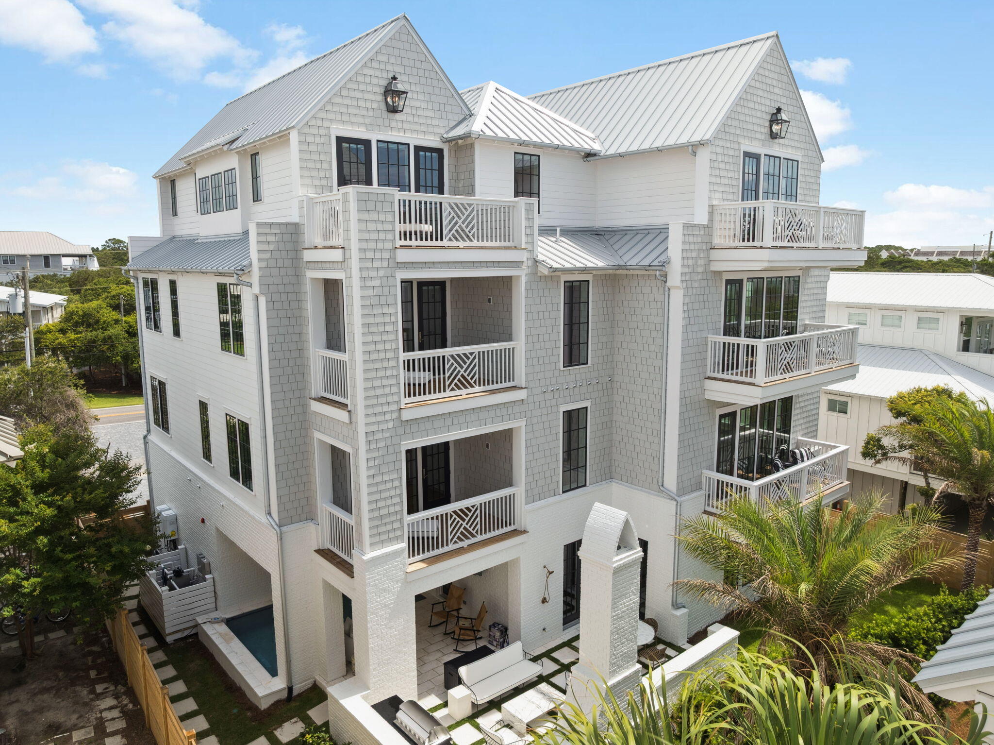 8978 E County Highway 30A