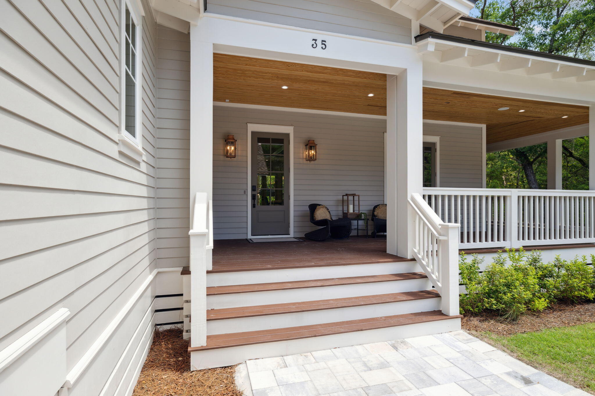 35 E Headwater Trail