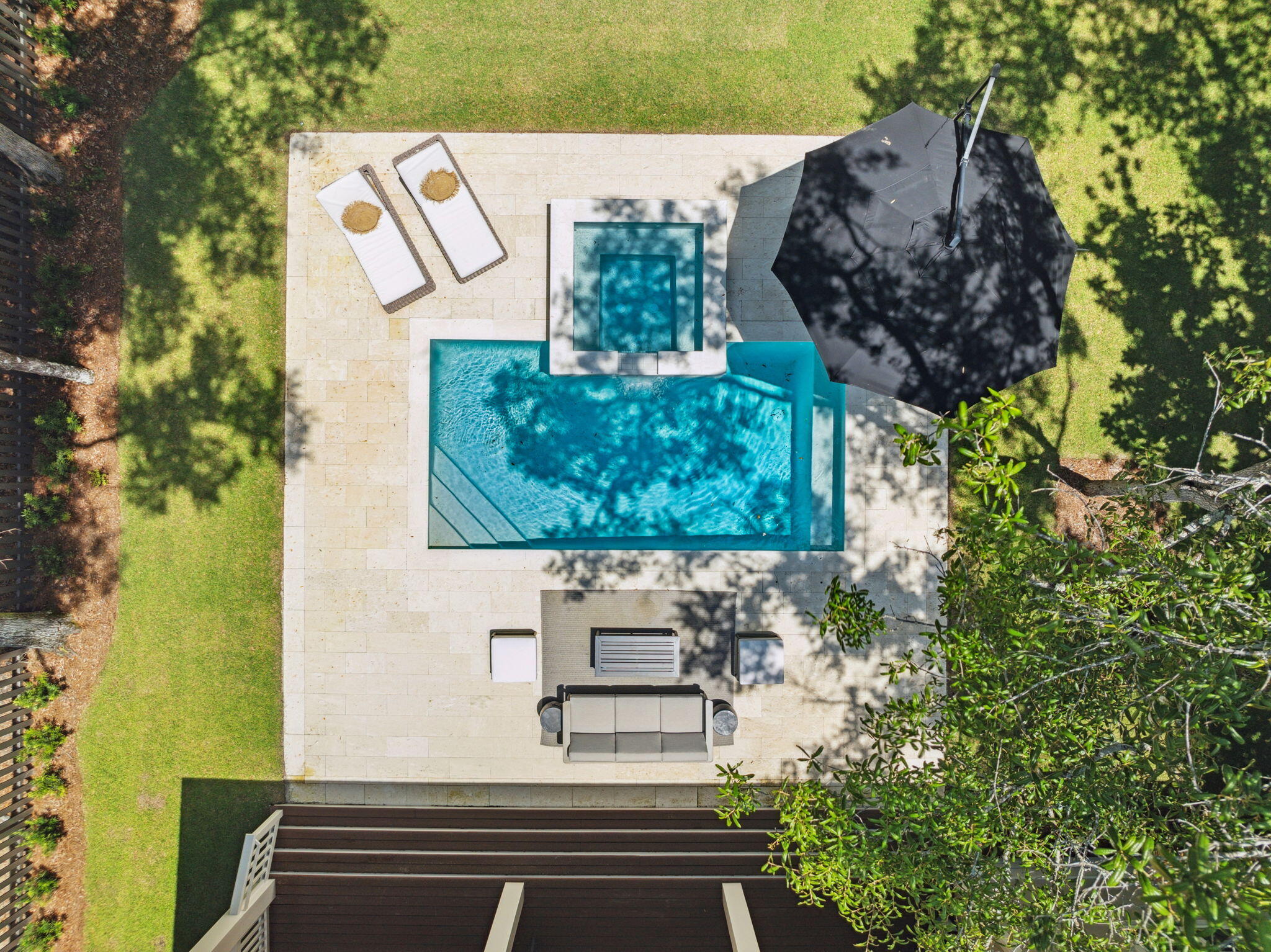 35 E Headwater Trail