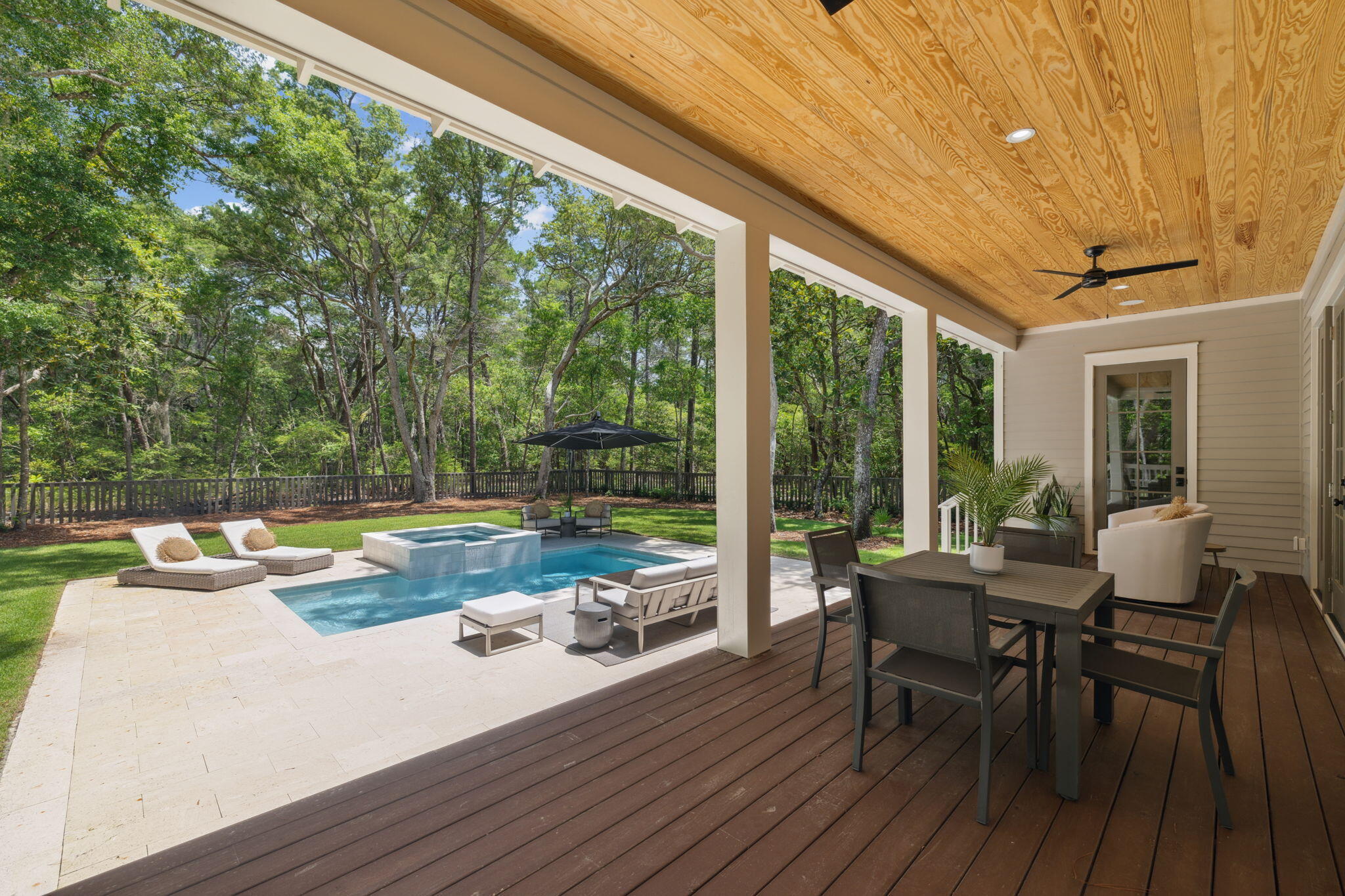 35 E Headwater Trail