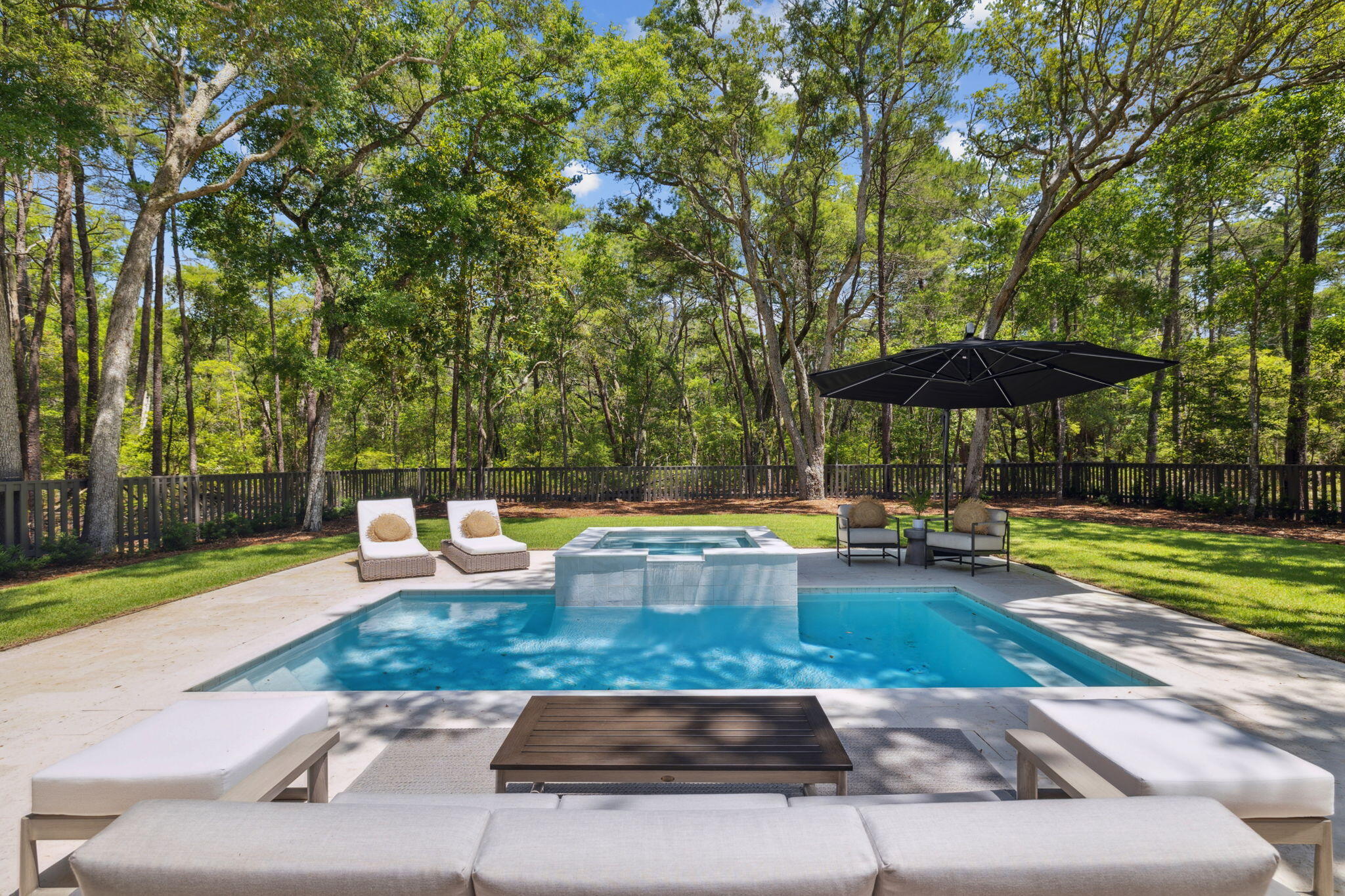 35 E Headwater Trail