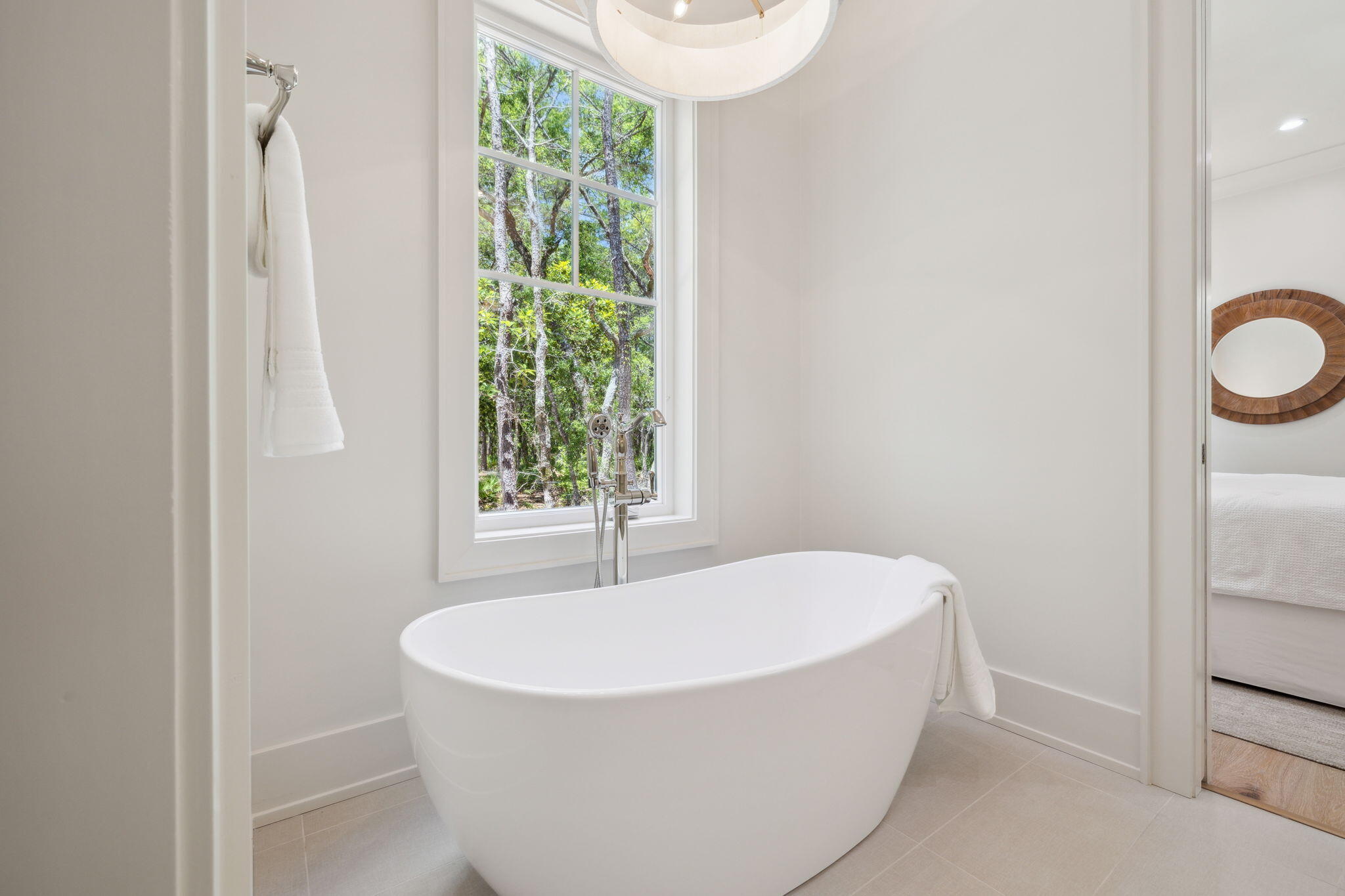 35 E Headwater Trail