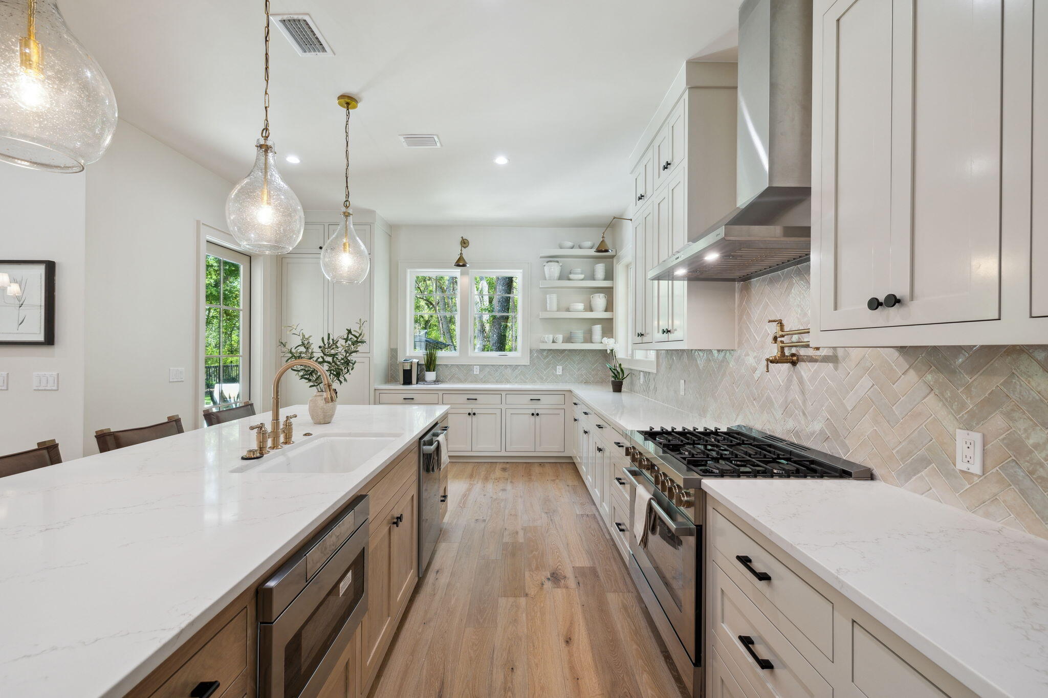 35 E Headwater Trail