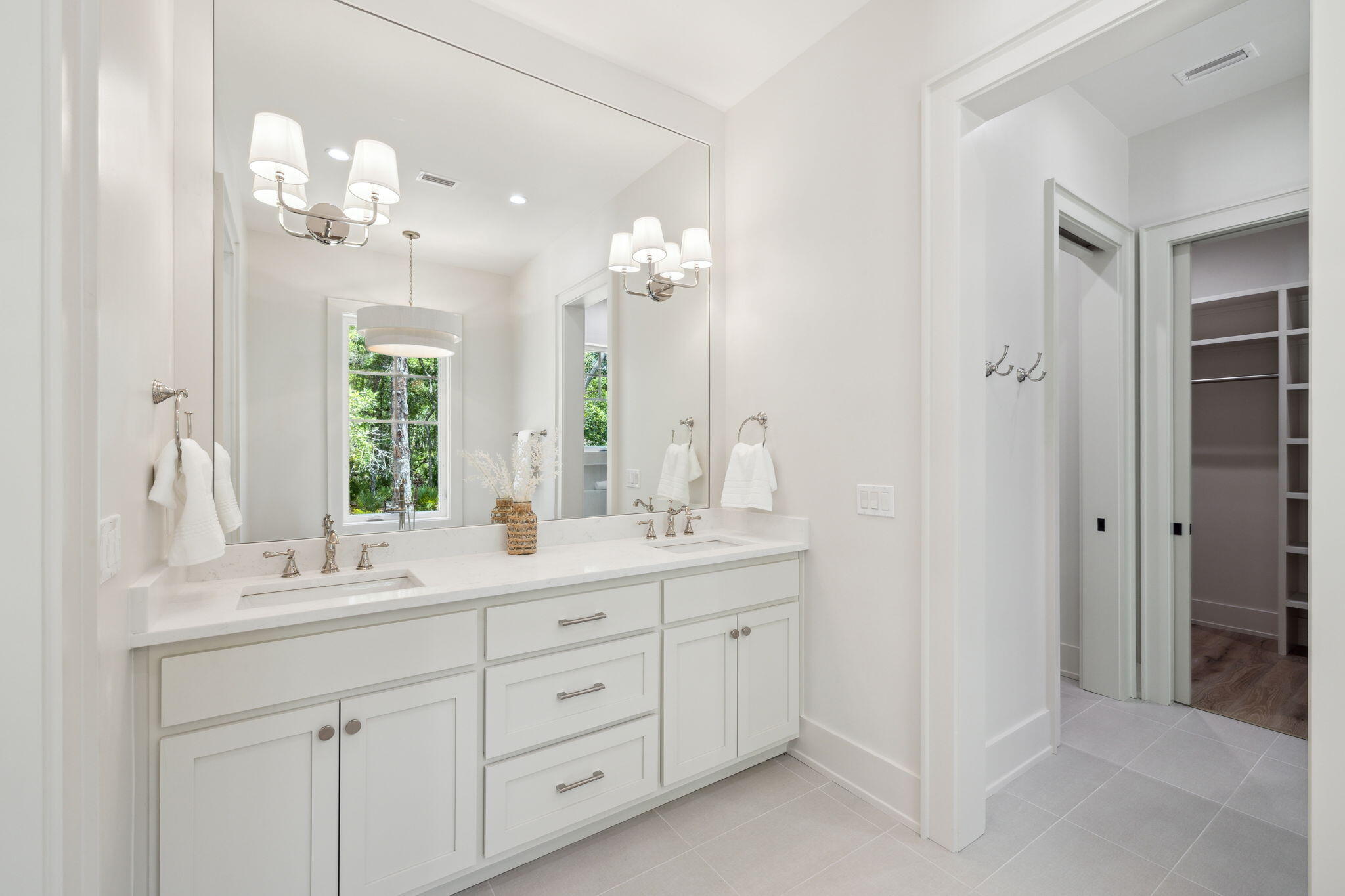 35 E Headwater Trail