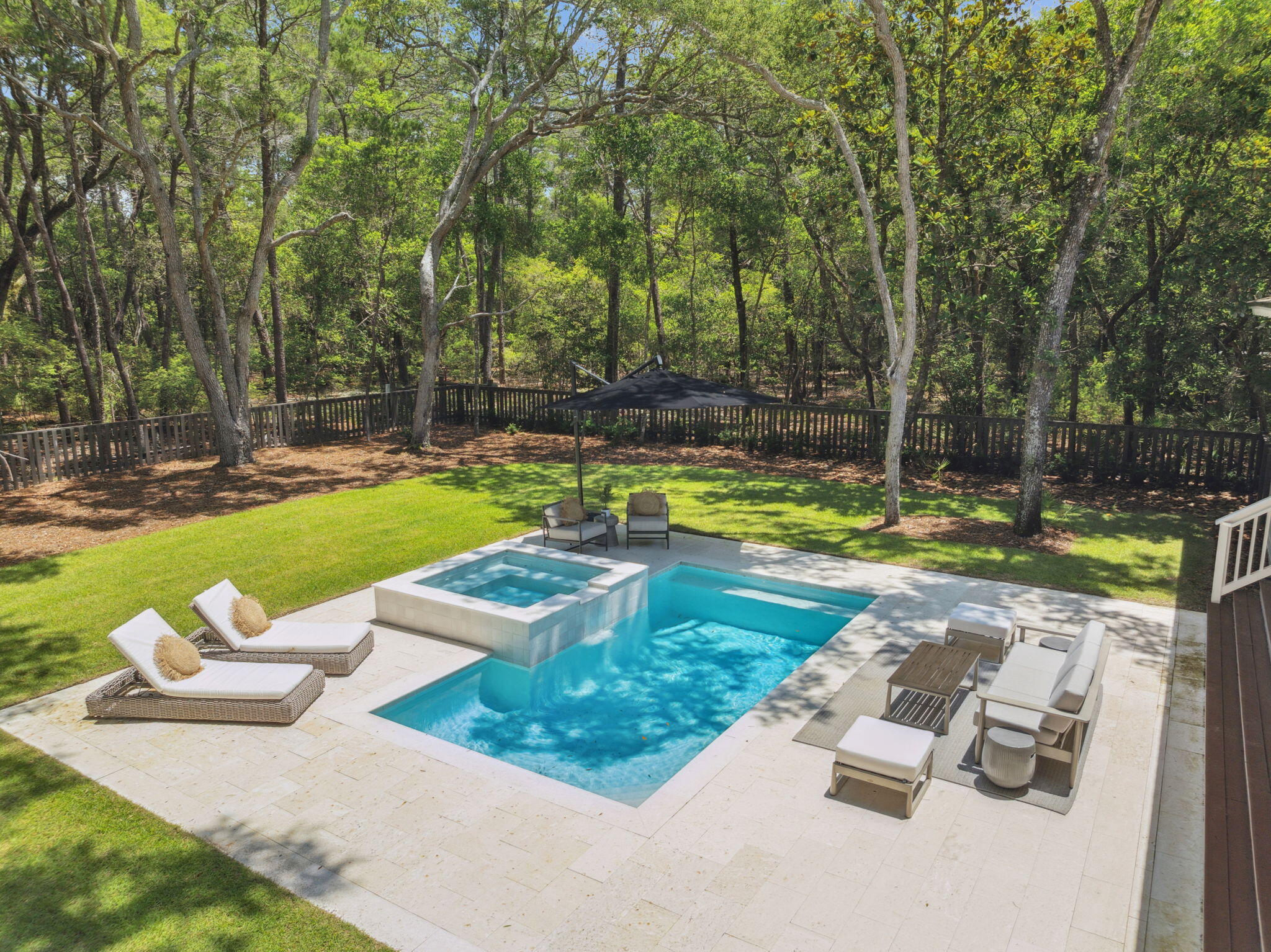 35 E Headwater Trail