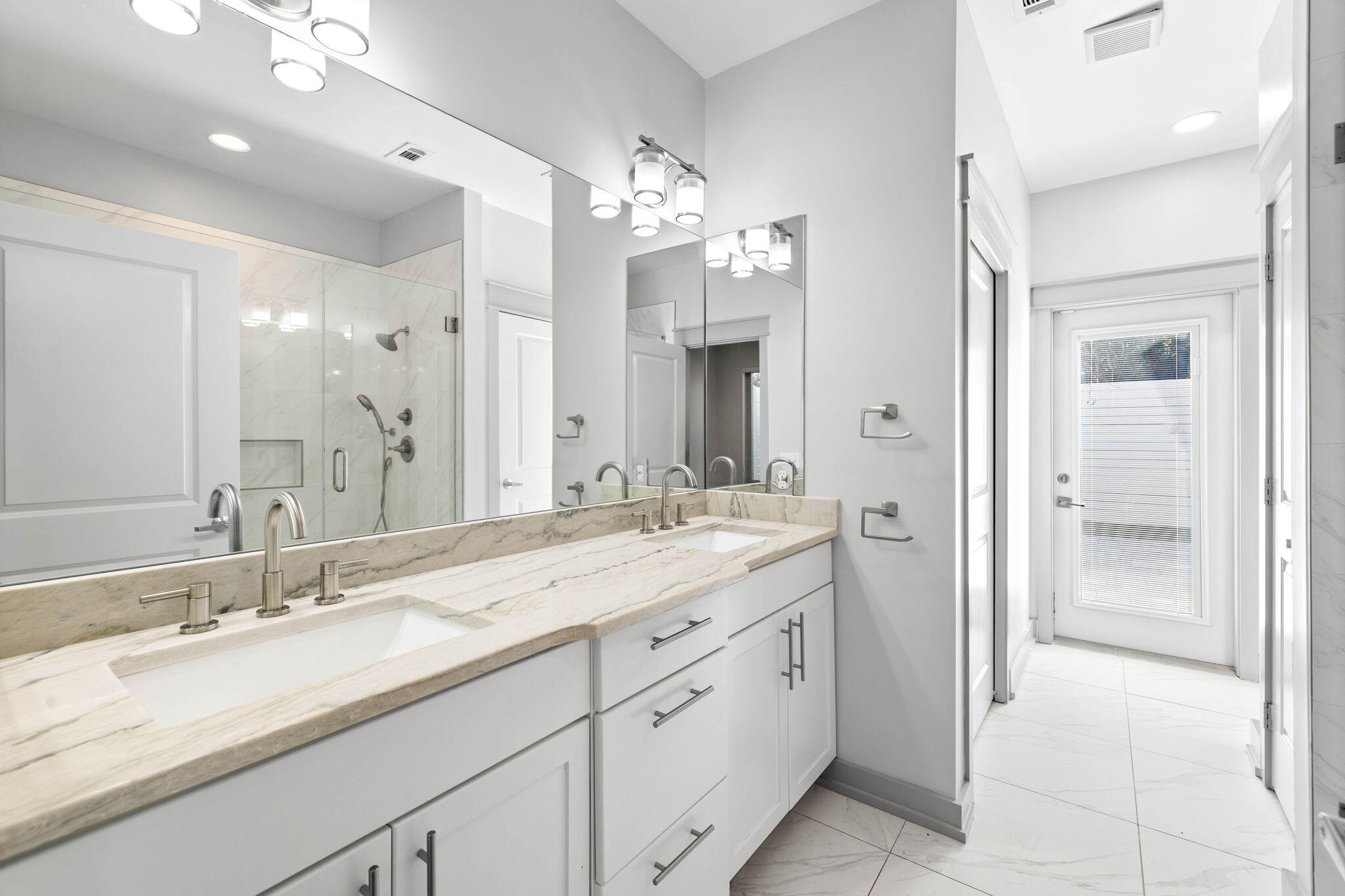 18 Sand Cliffs Drive