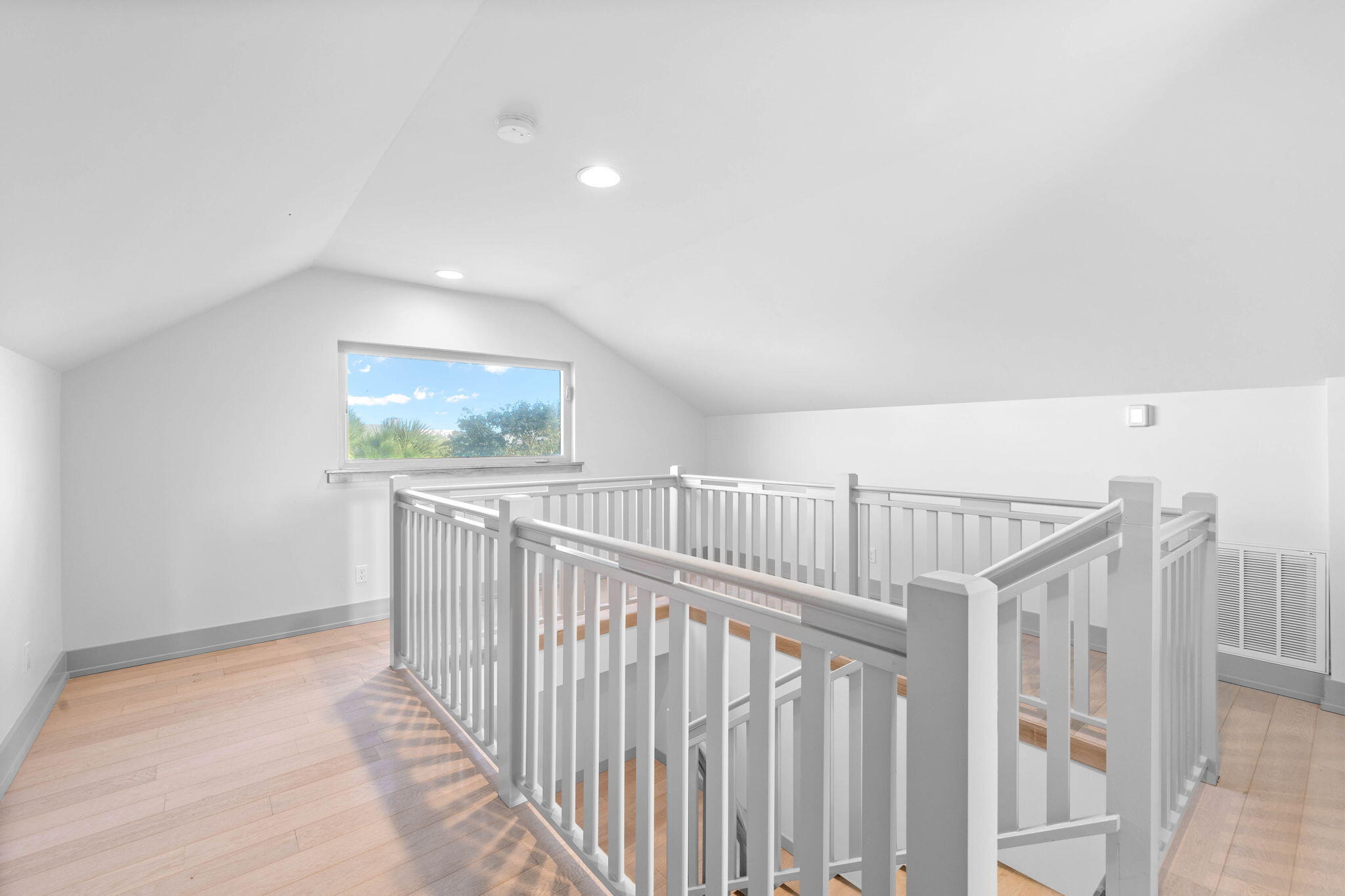 18 Sand Cliffs Drive