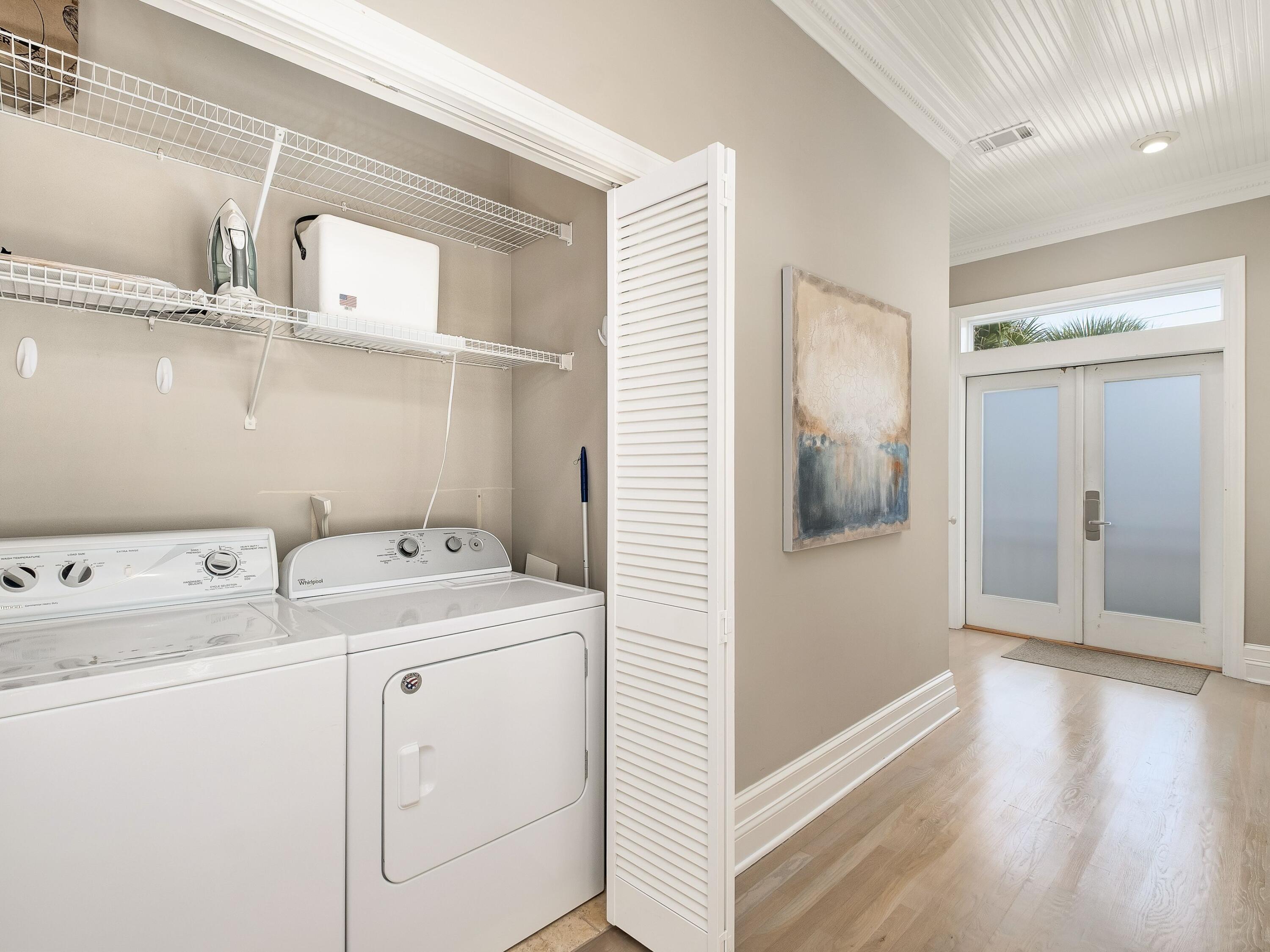 4126 E County Hwy 30A, A/B