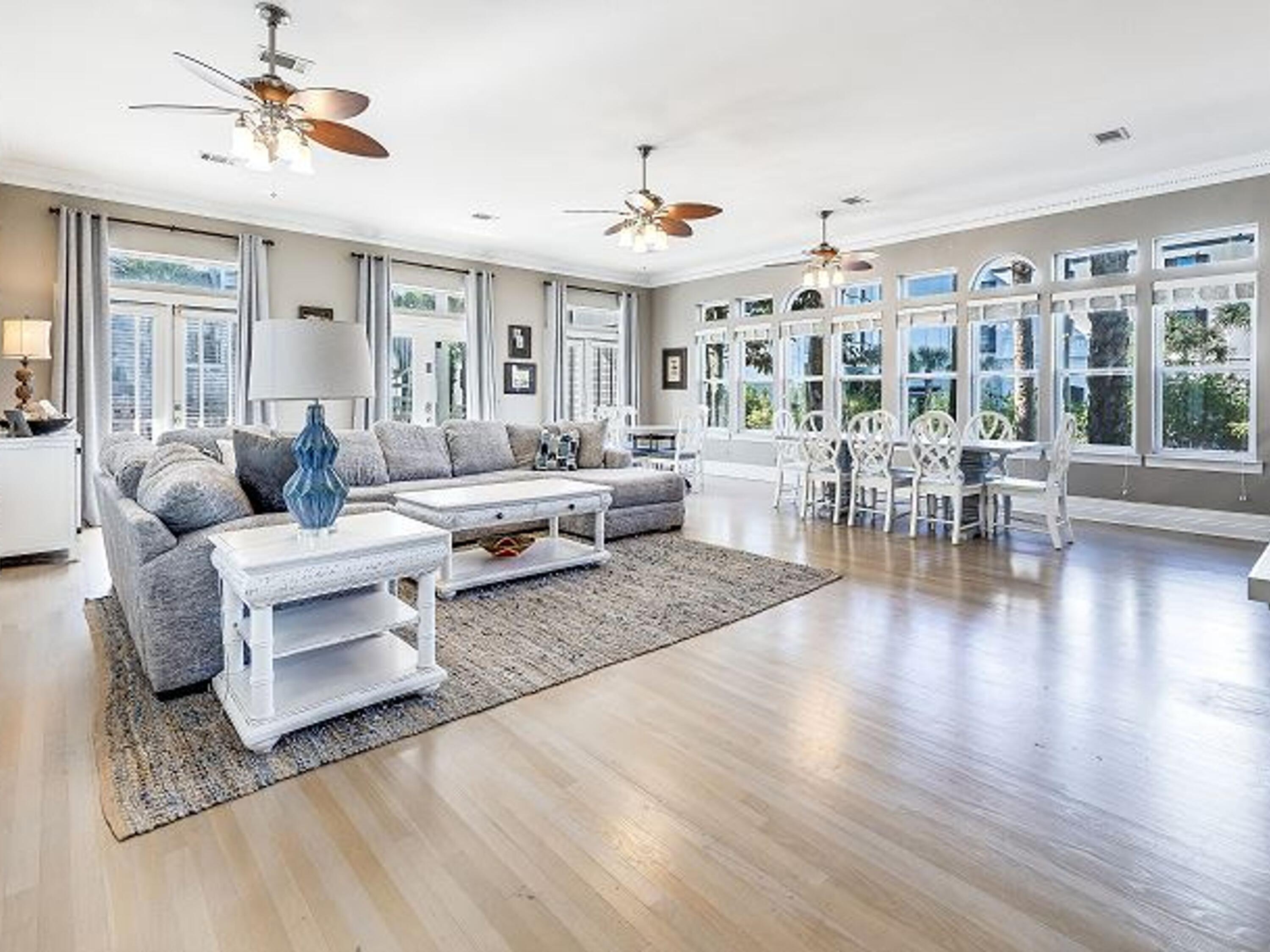 4126 E County Hwy 30A, A/B