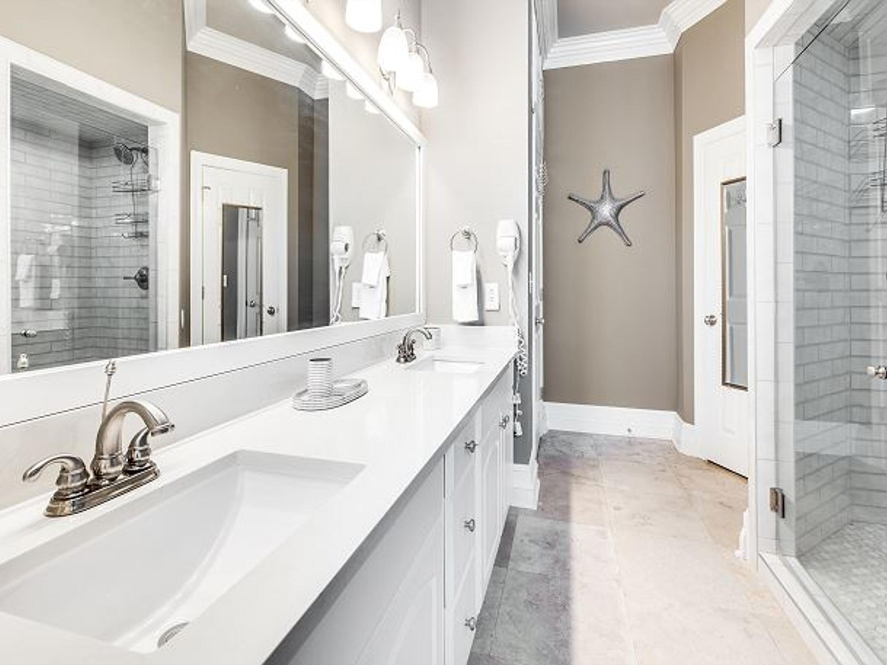 4126 E County Hwy 30A, A/B