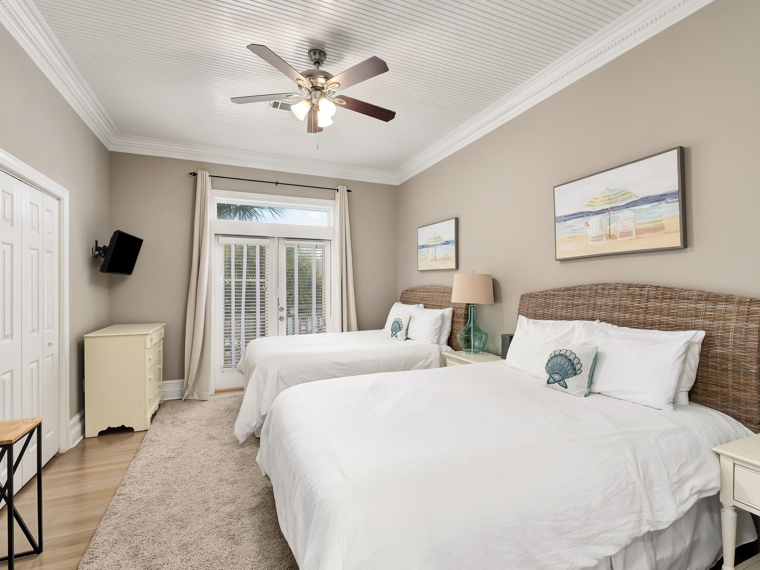 4126 E County Hwy 30A, A/B