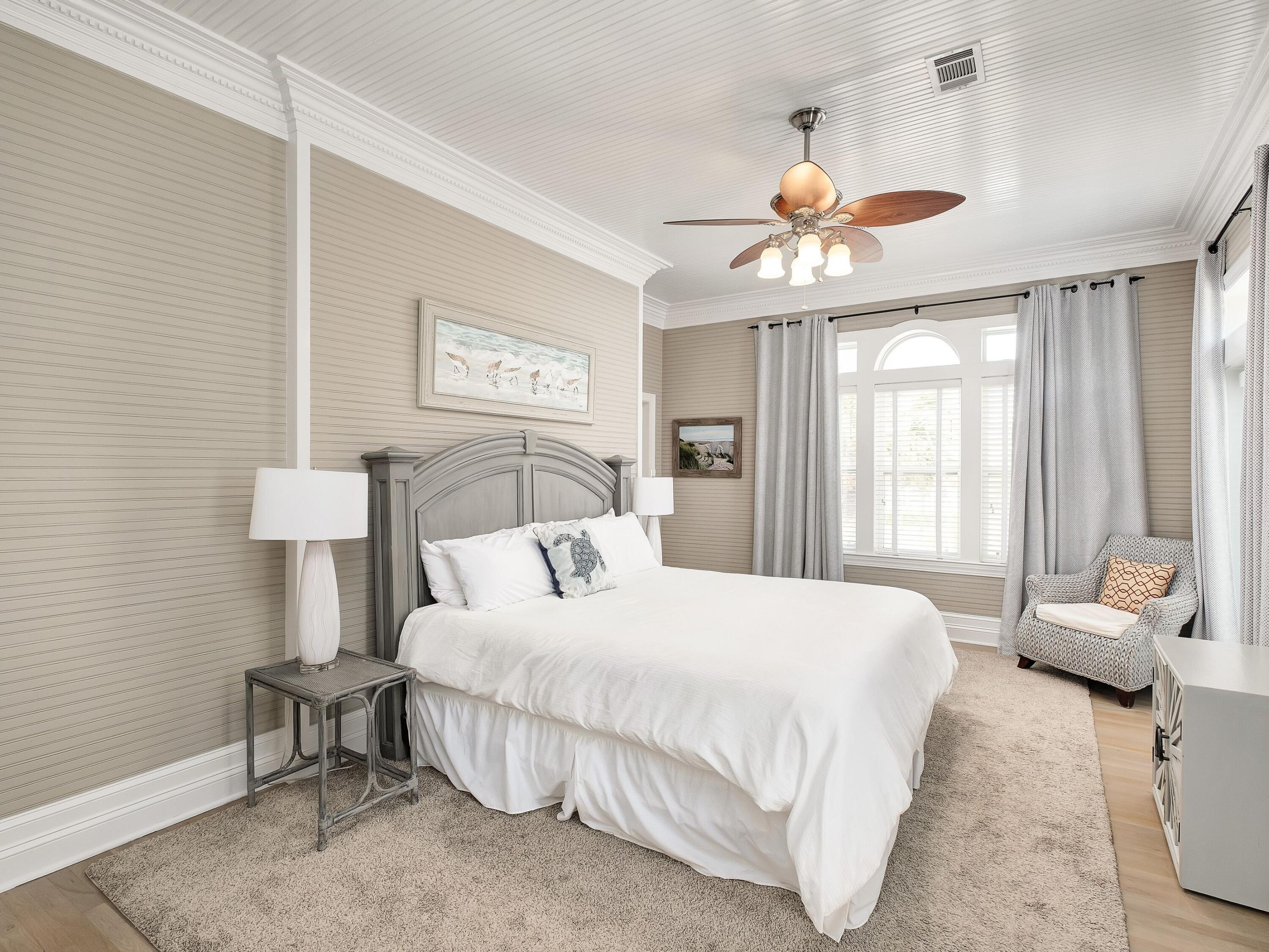 4126 E County Hwy 30A, A/B