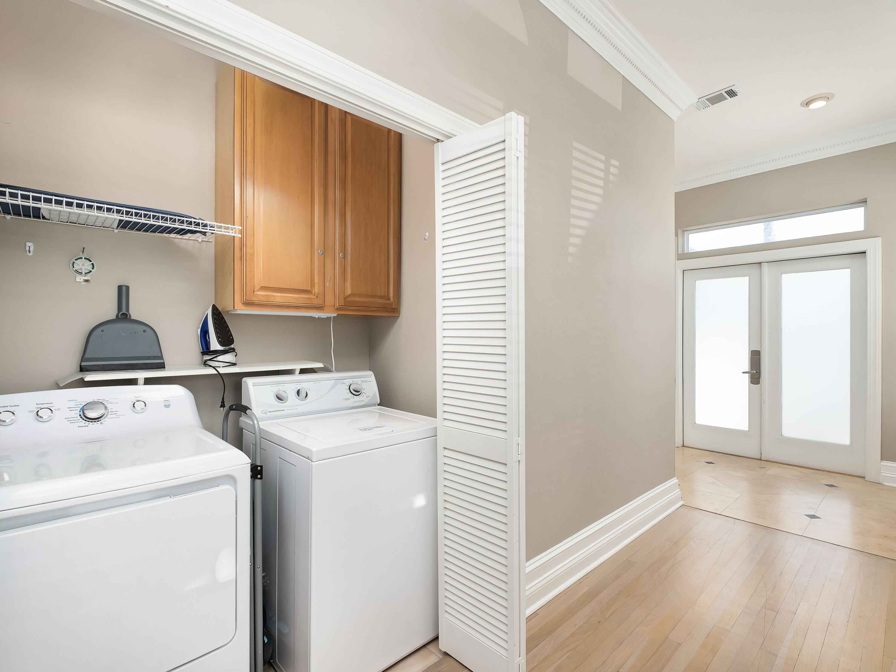 4126 E County Hwy 30A, A/B