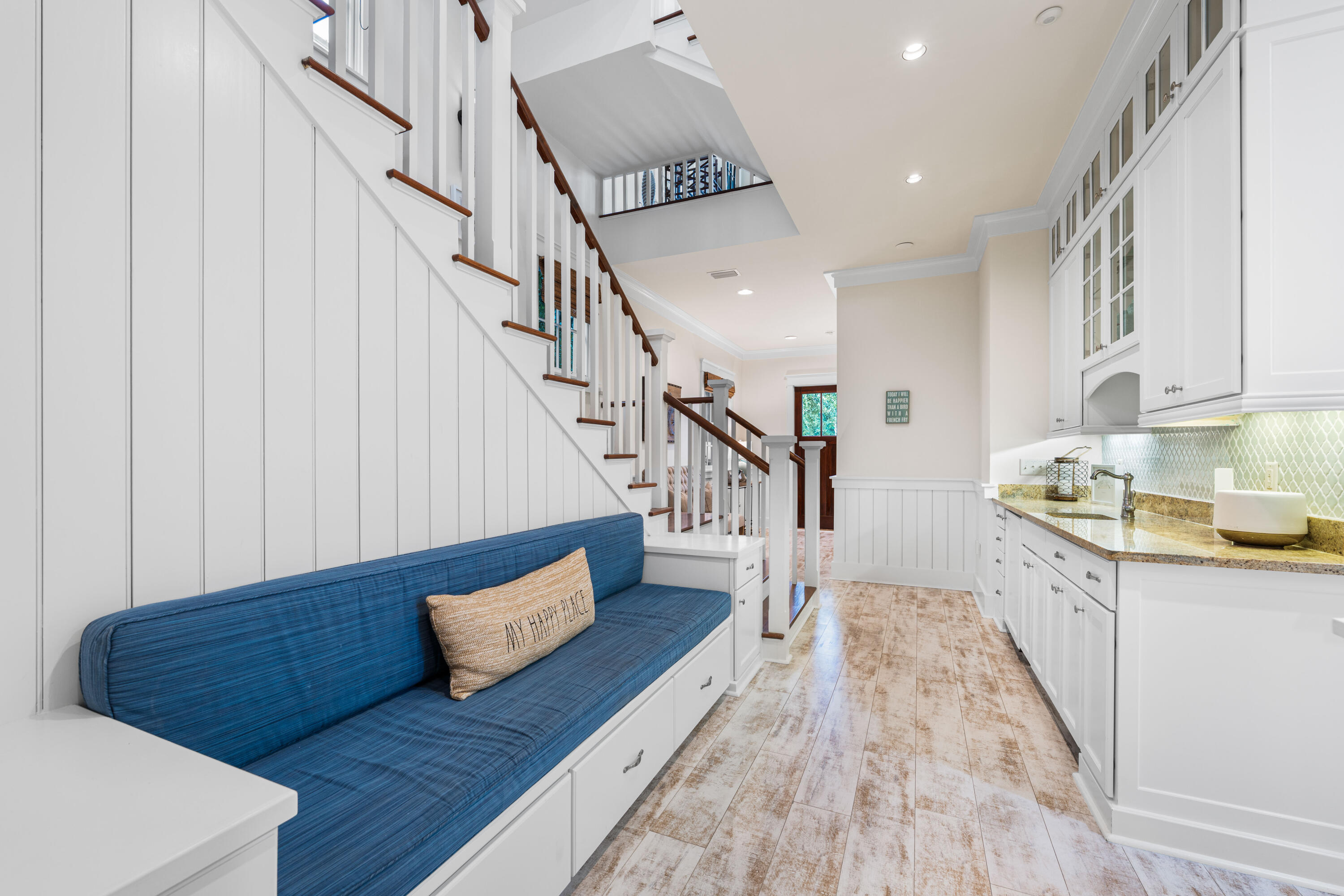 81 Western Lake Drive