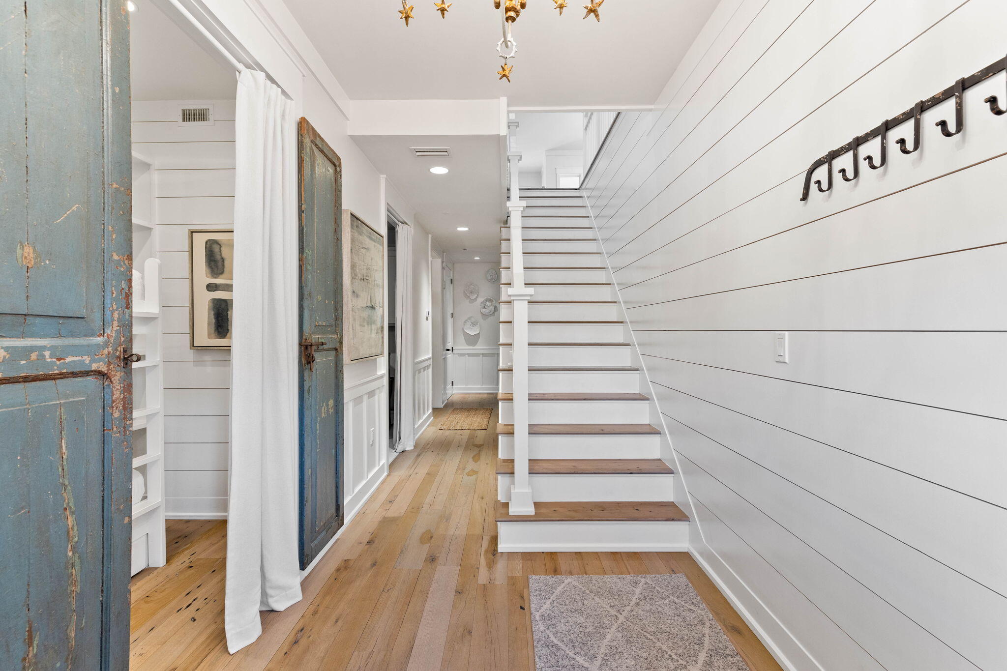 37 Compass Point Way, 108